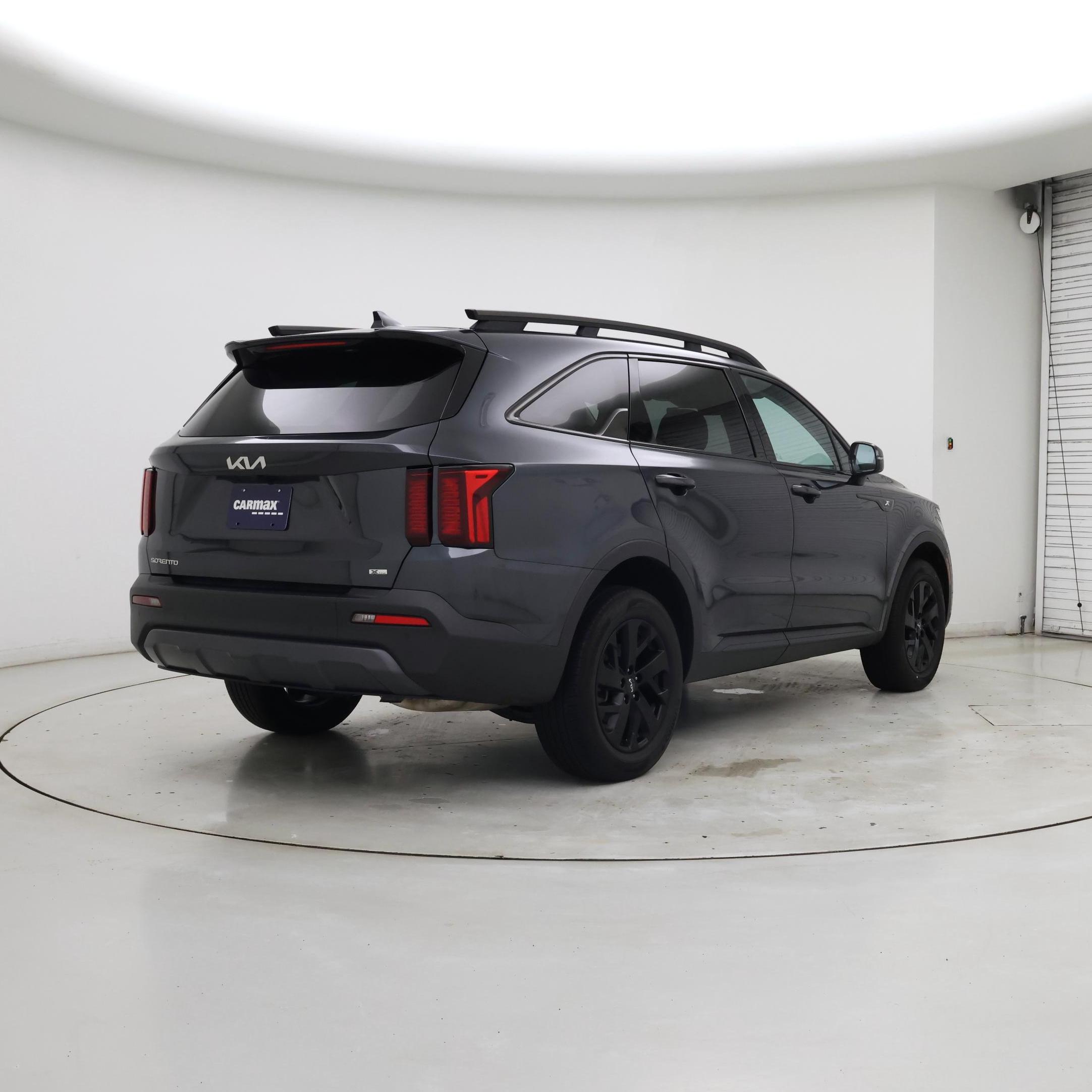 Thumbnail: 2023 Kia Sorento - 8