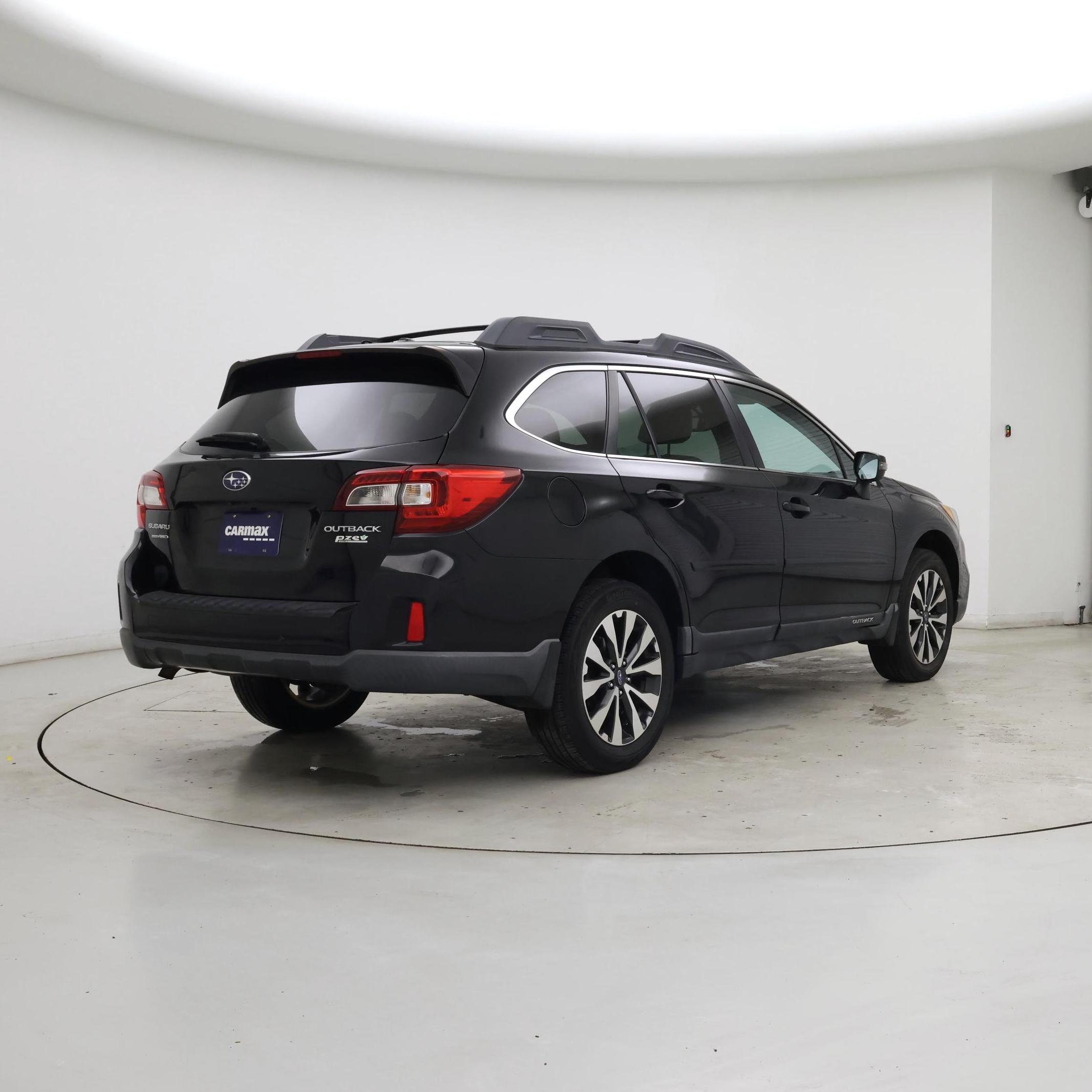 Thumbnail: 2015 Subaru Outback - 8