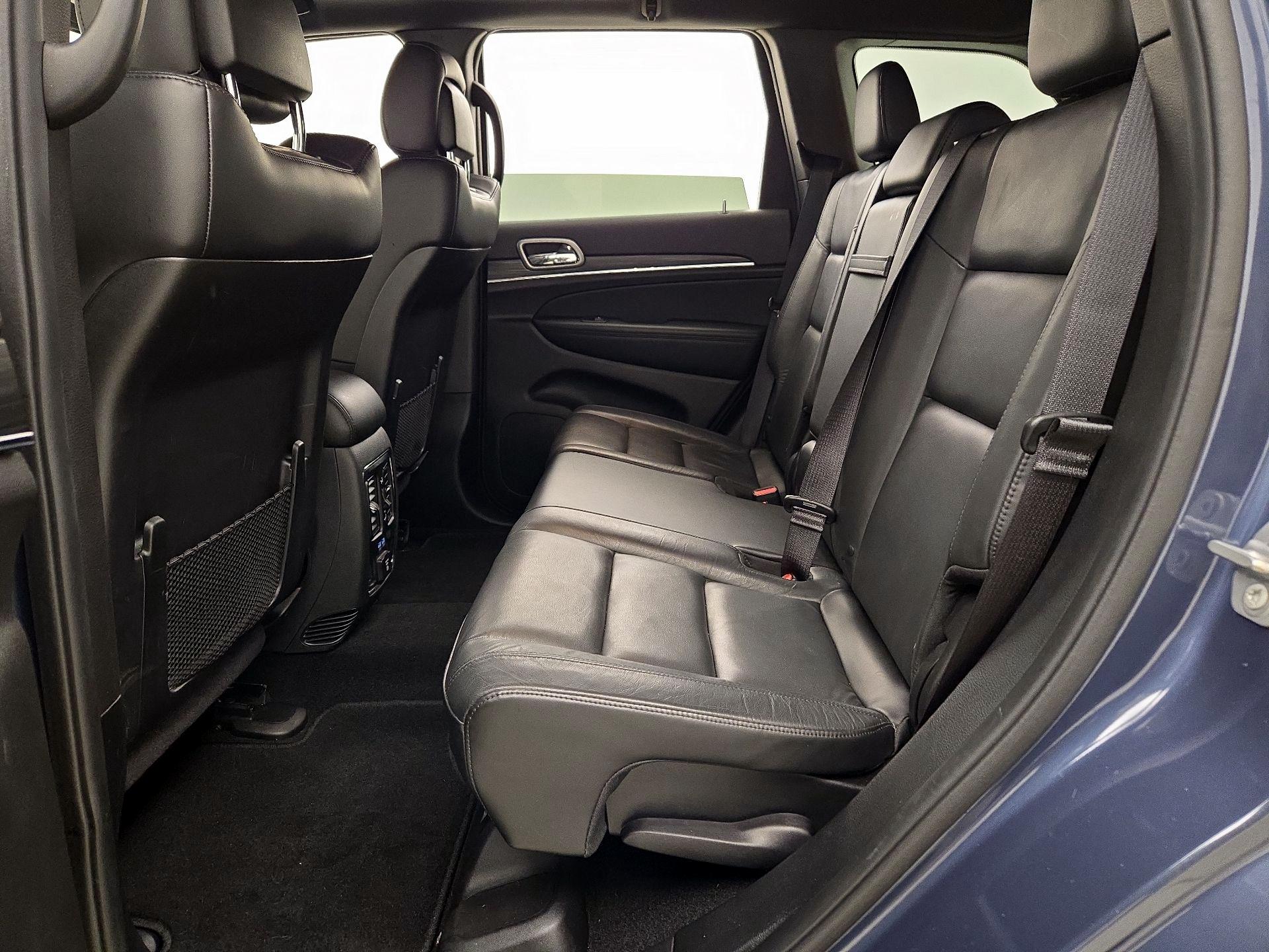 Thumbnail: 2021 Jeep Grand Cherokee - 19