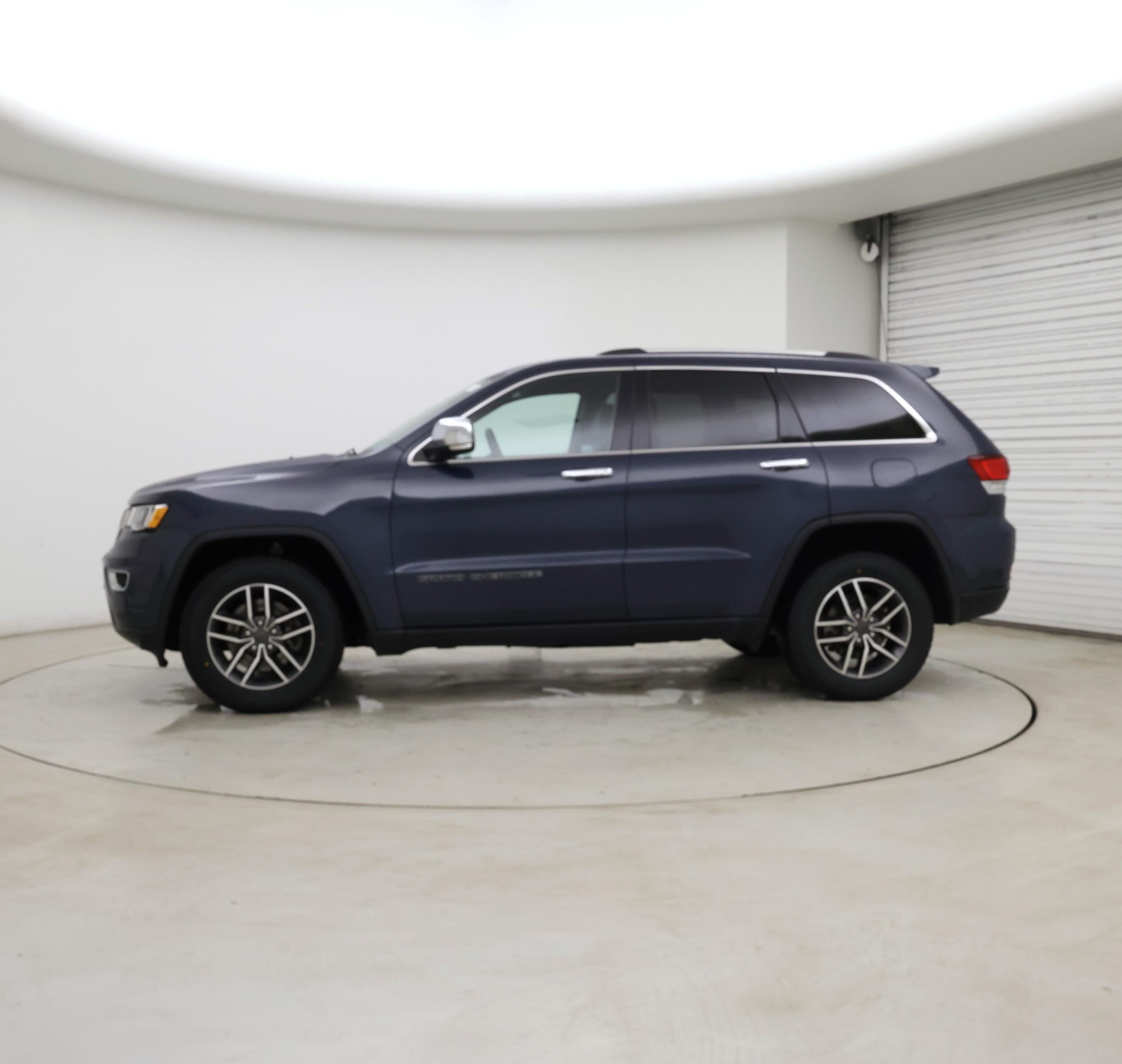 Thumbnail: 2021 Jeep Grand Cherokee - 3