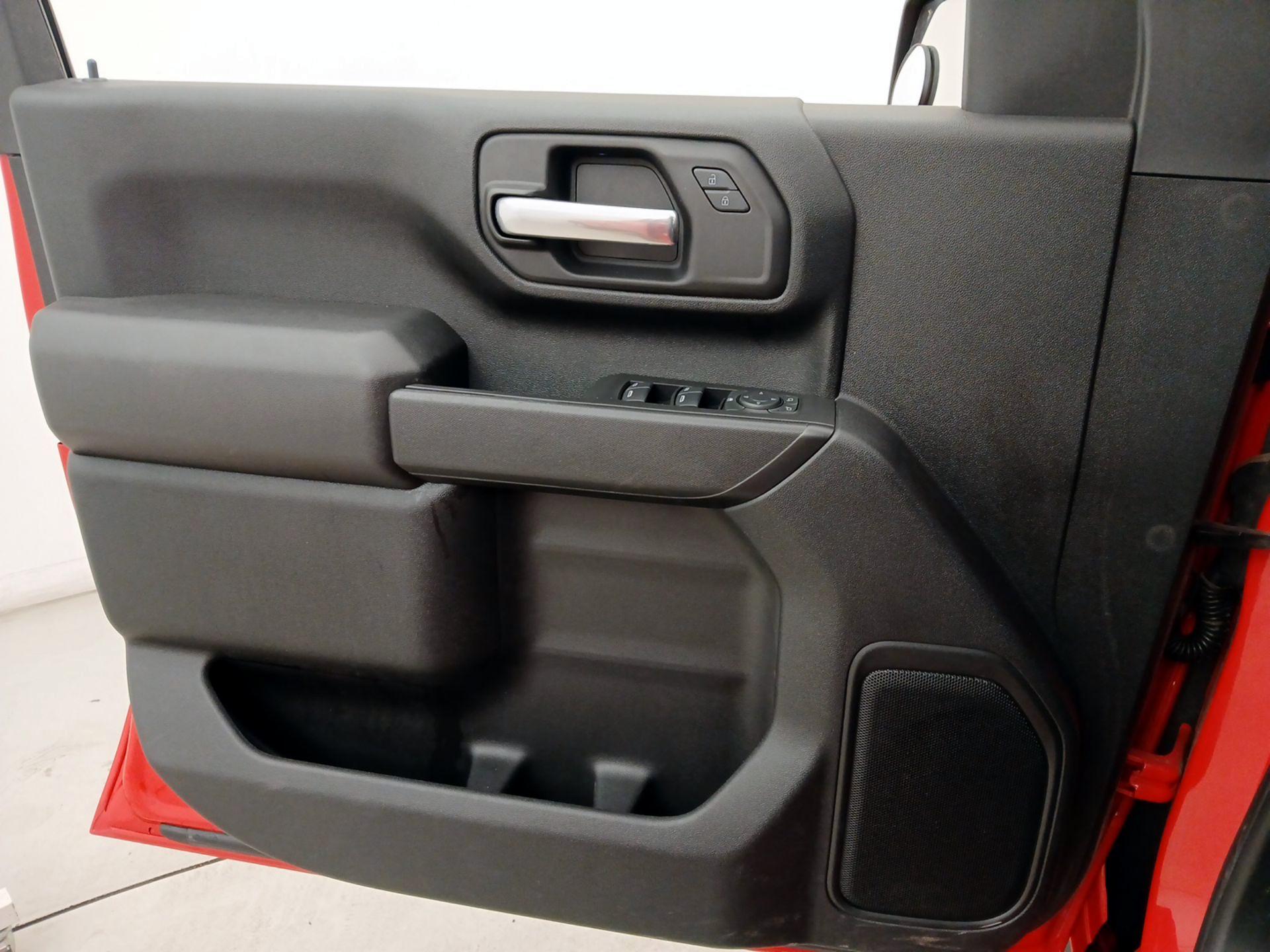 Thumbnail: 2021 Chevrolet Silverado 2500 - 12