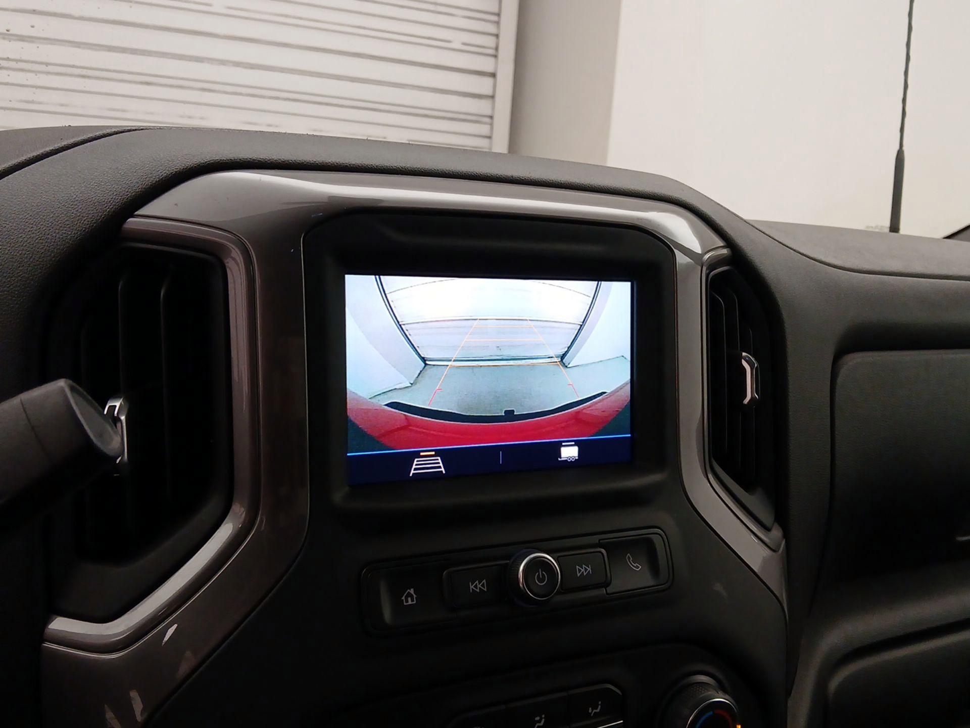 Thumbnail: 2021 Chevrolet Silverado 2500 - 14