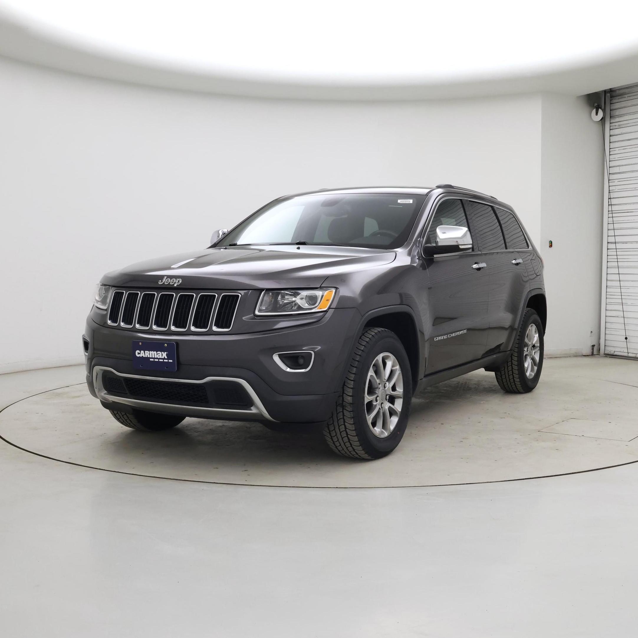 Thumbnail: 2015 Jeep Grand Cherokee - 4