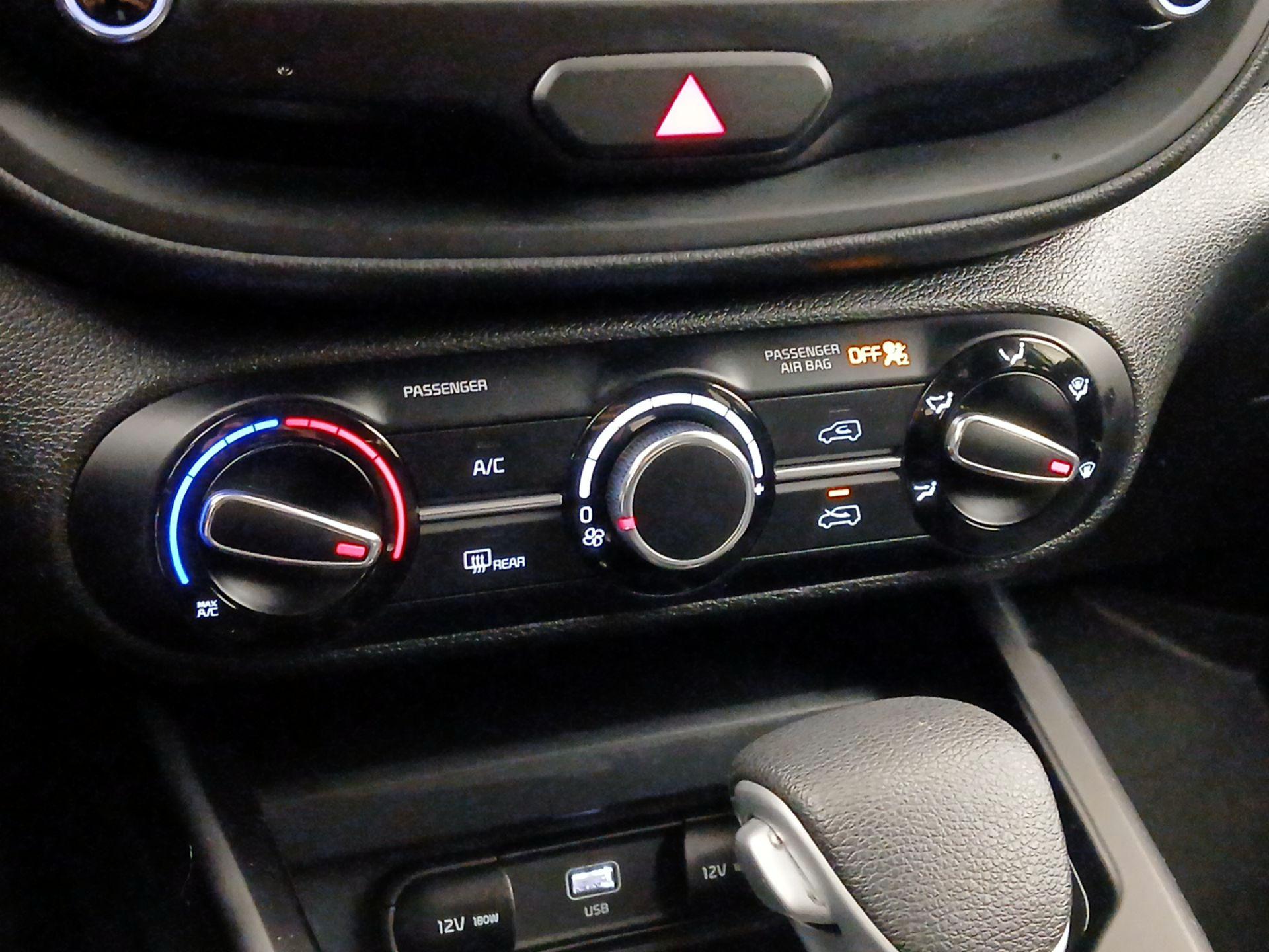 Thumbnail: 2023 Kia Soul - 16