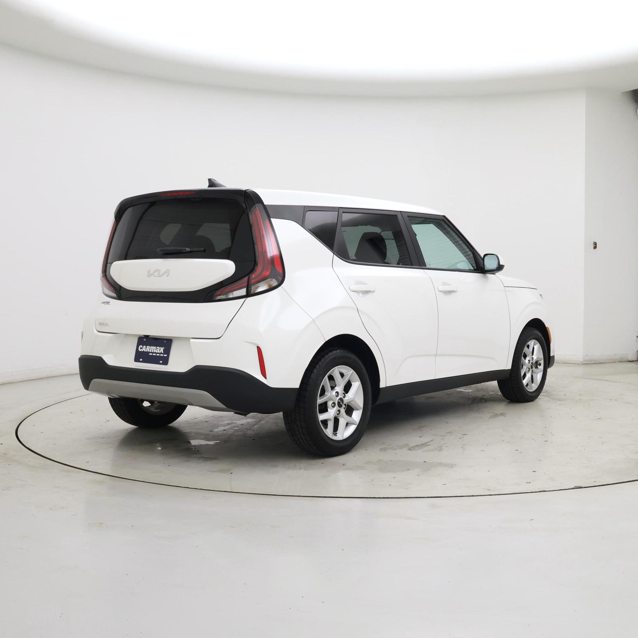 Thumbnail: 2023 Kia Soul - 8