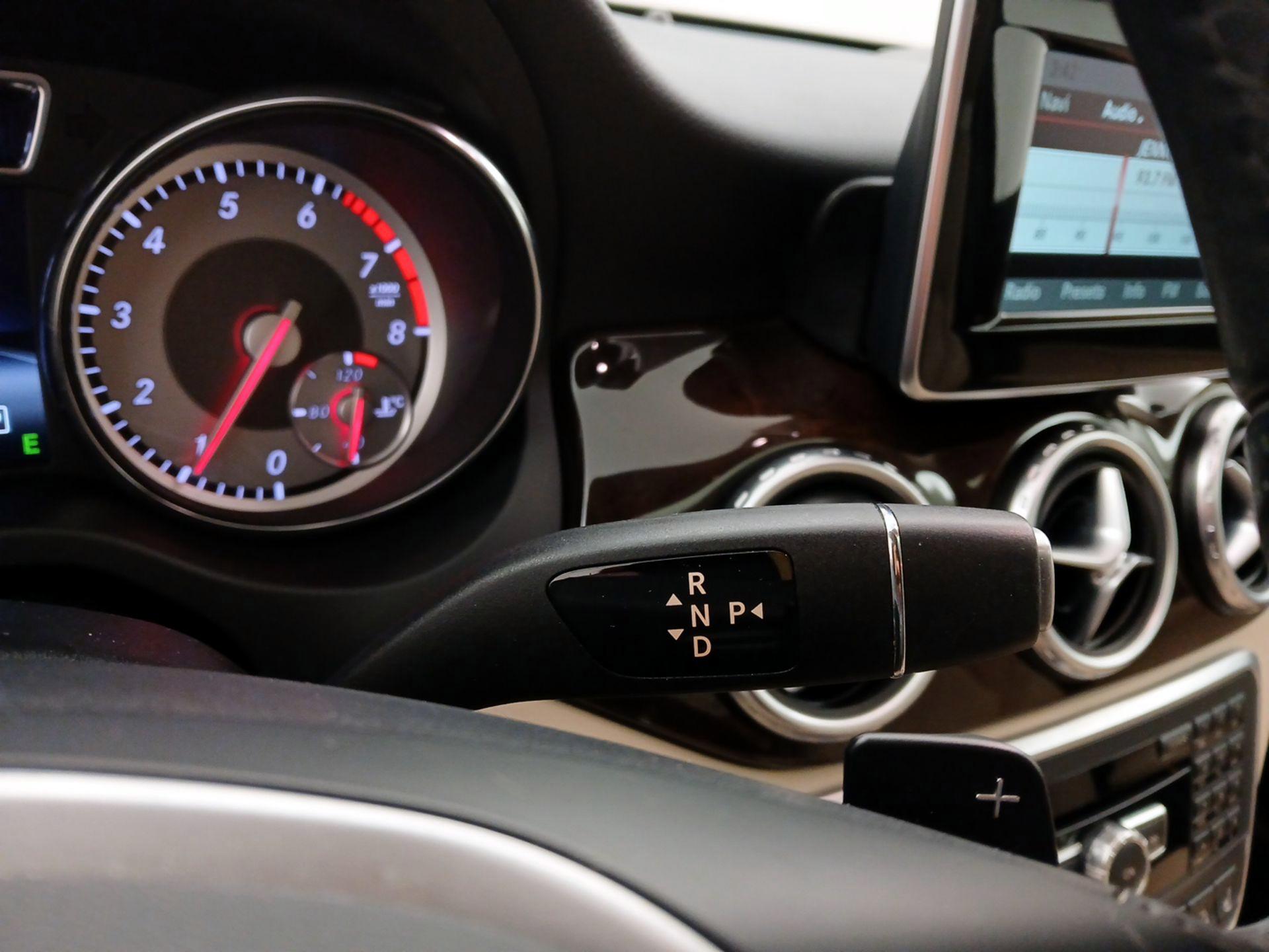 Thumbnail: 2015 Mercedes-Benz GLA - 18