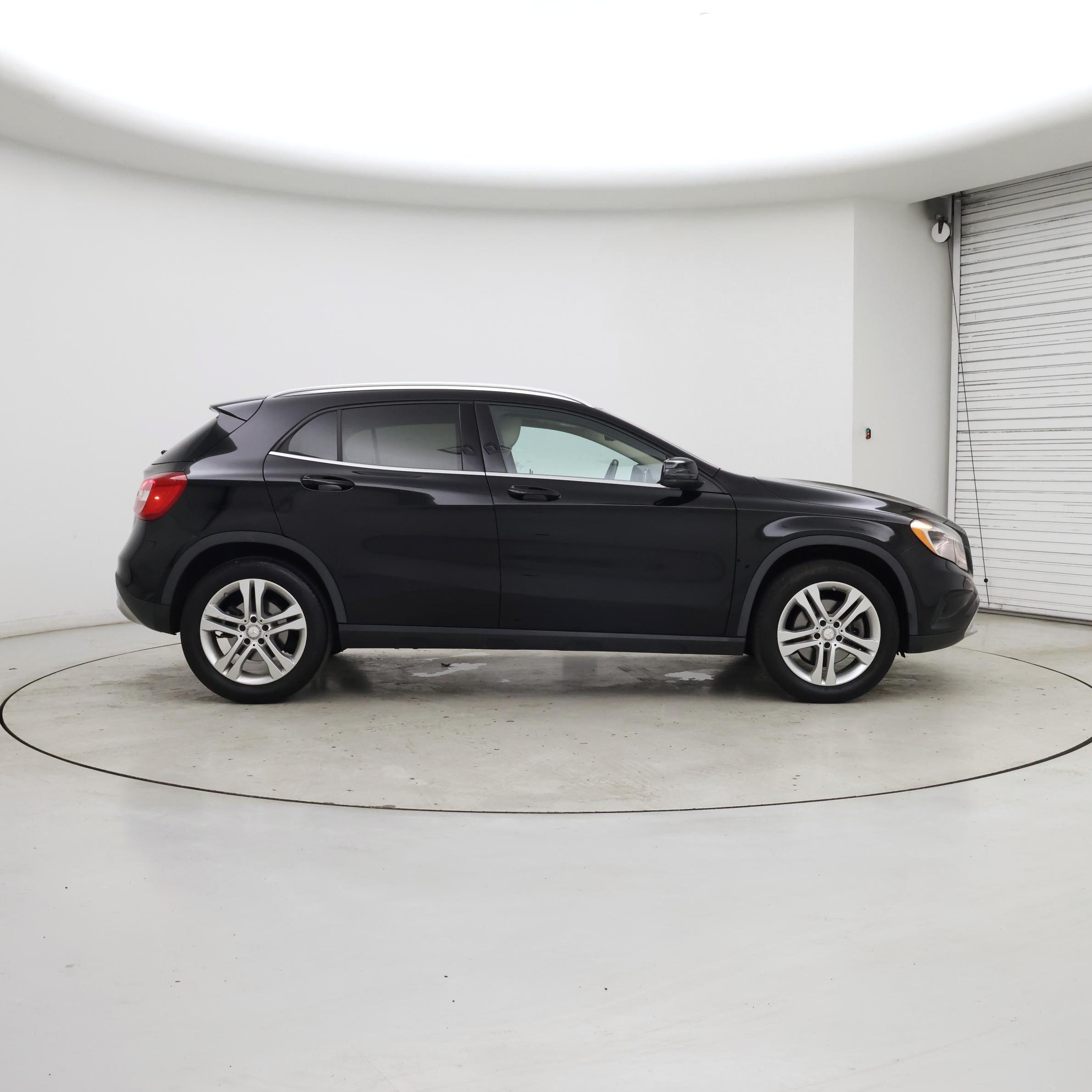 Thumbnail: 2015 Mercedes-Benz GLA - 7