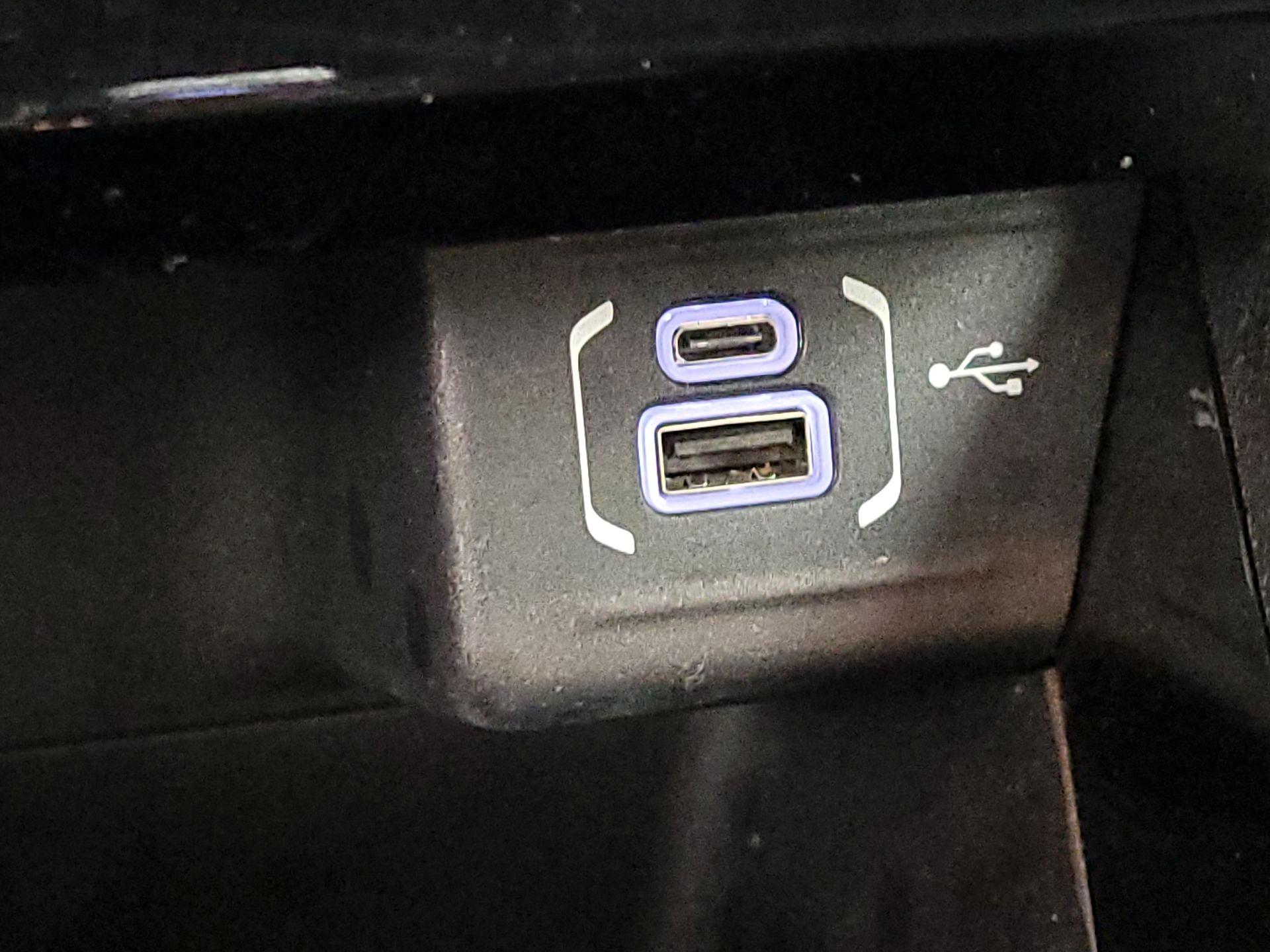 Thumbnail: 2022 Jeep Compass - 18