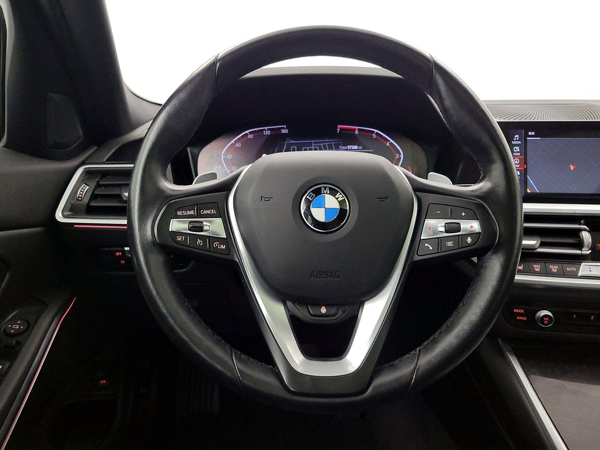 Thumbnail: 2021 BMW 3 Series - 10