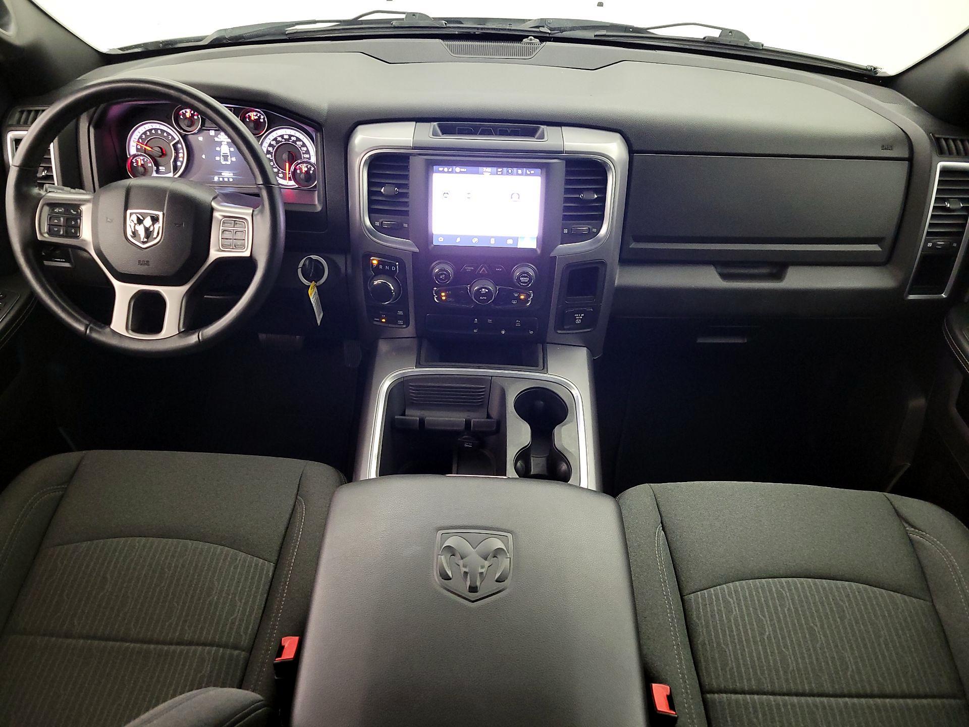 Thumbnail: 2022 RAM 1500 Classic - 10