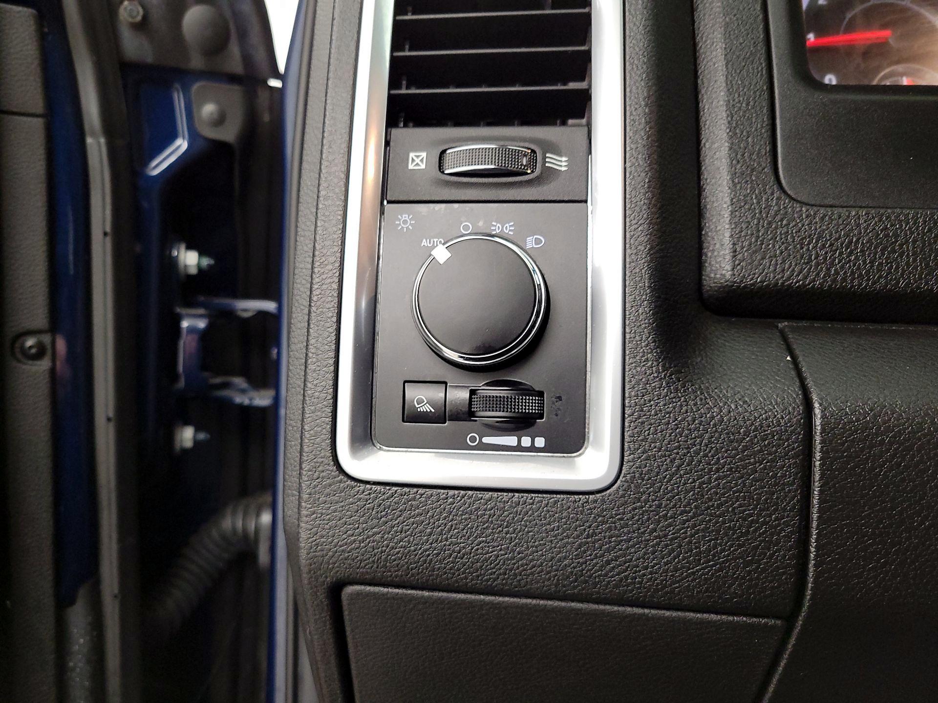 Thumbnail: 2022 RAM 1500 Classic - 13