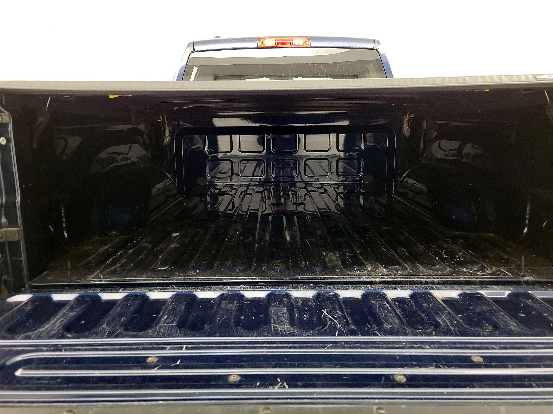 Thumbnail: 2022 RAM 1500 Classic - 20