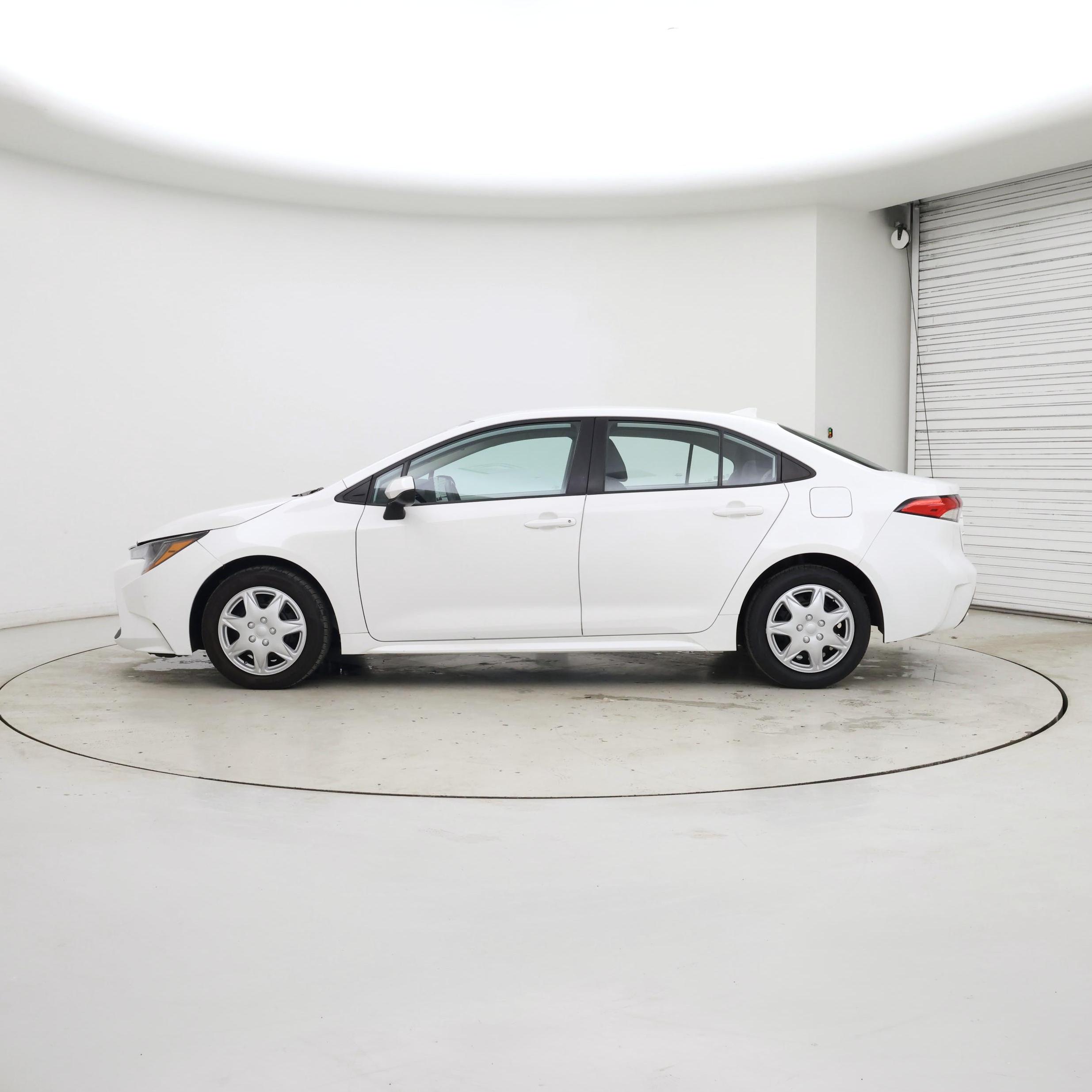 Thumbnail: 2022 Toyota Corolla - 3