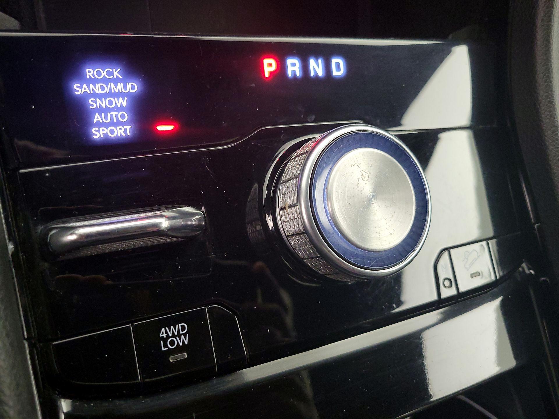 Thumbnail: 2021 Jeep Grand Cherokee L - 18