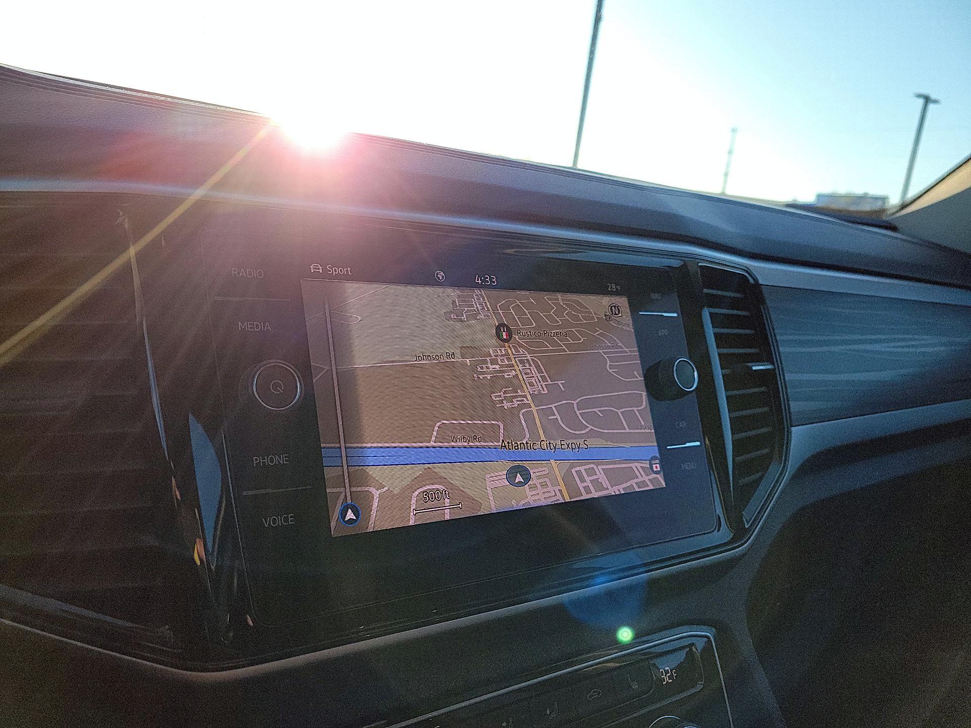 Thumbnail: 2022 Volkswagen Atlas - 12