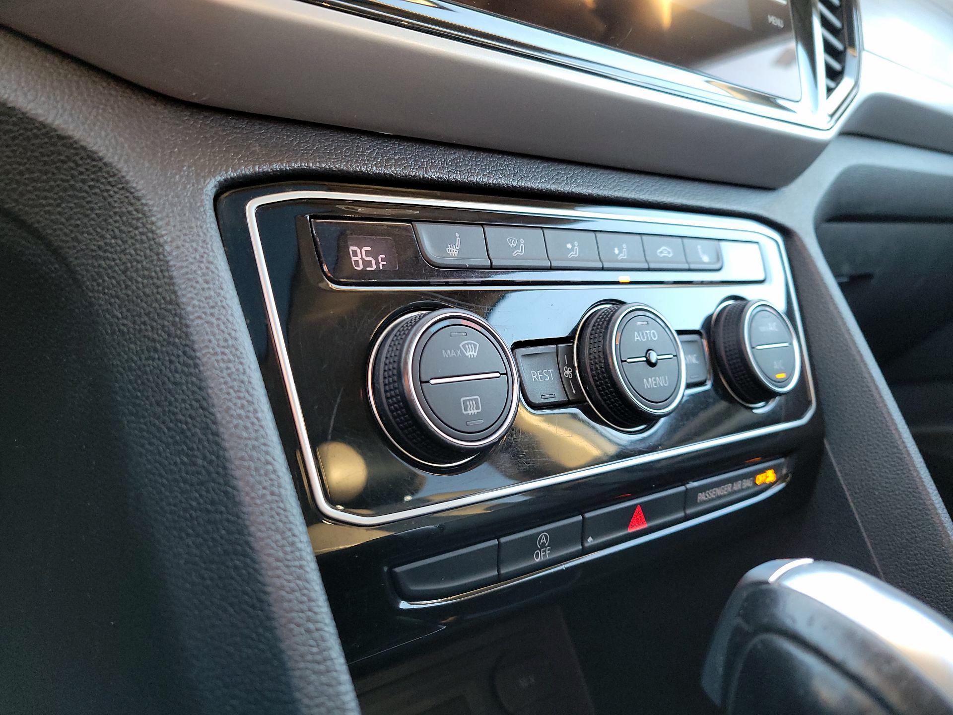 Thumbnail: 2022 Volkswagen Atlas - 15