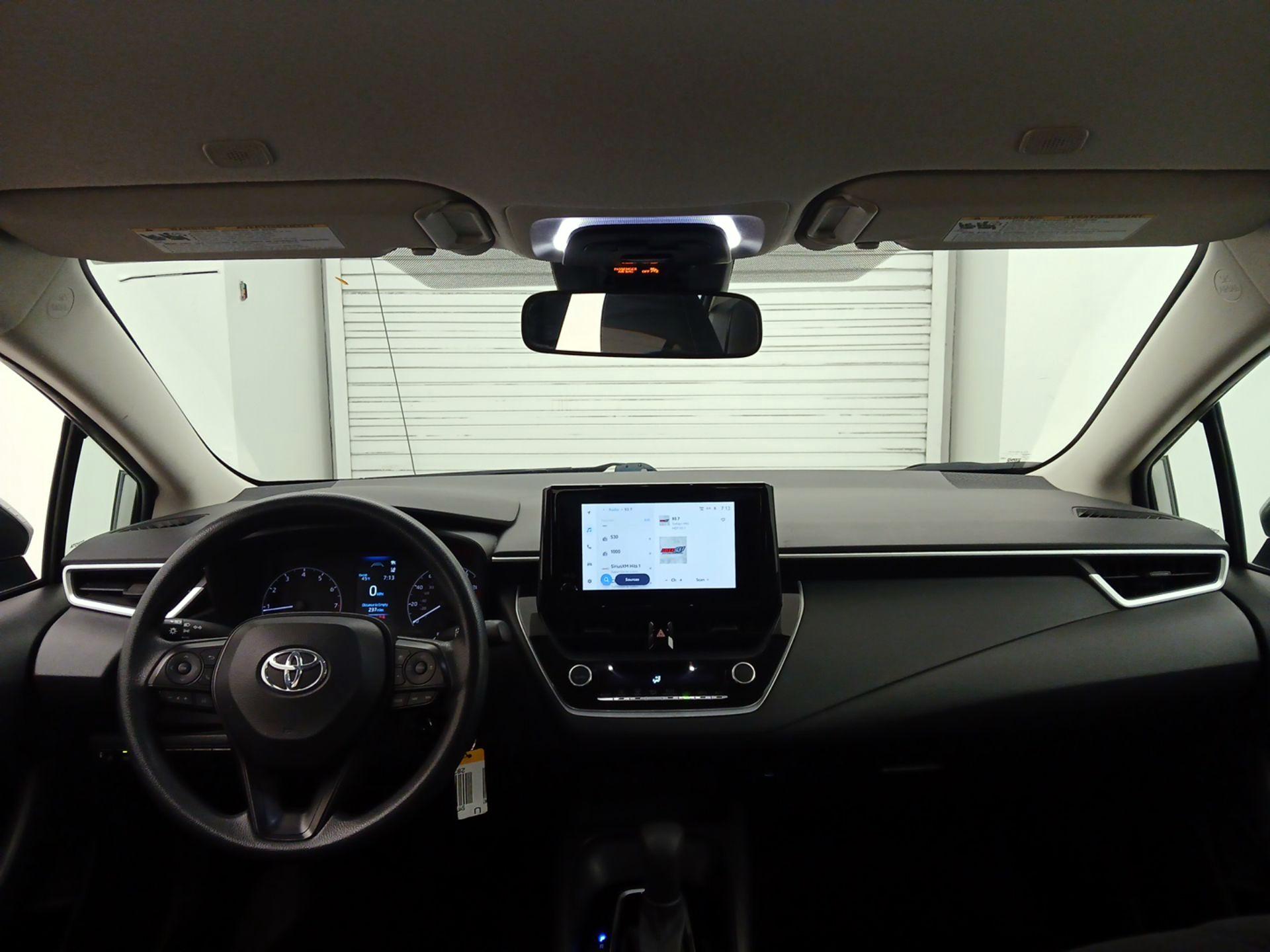 Thumbnail: 2023 Toyota Corolla - 9