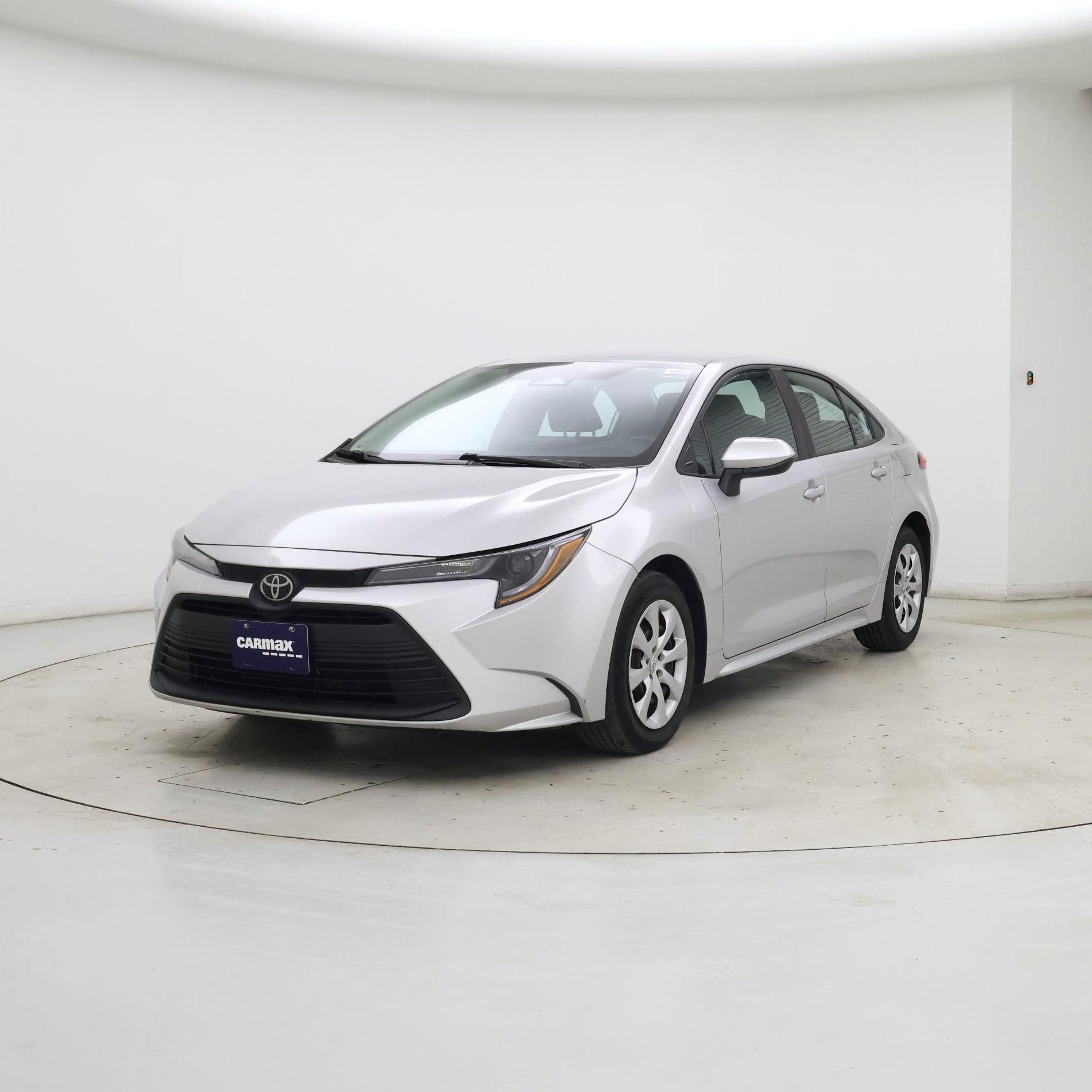 Thumbnail: 2023 Toyota Corolla - 4