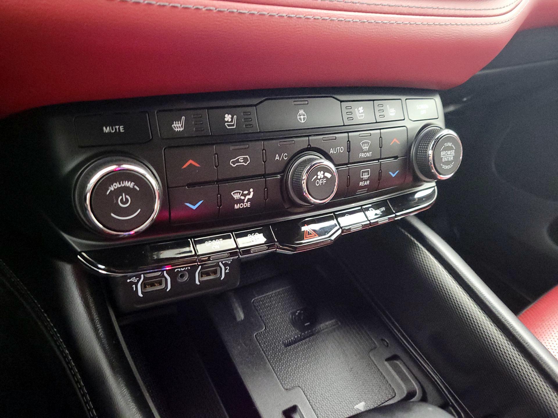 Thumbnail: 2021 Dodge Durango - 17