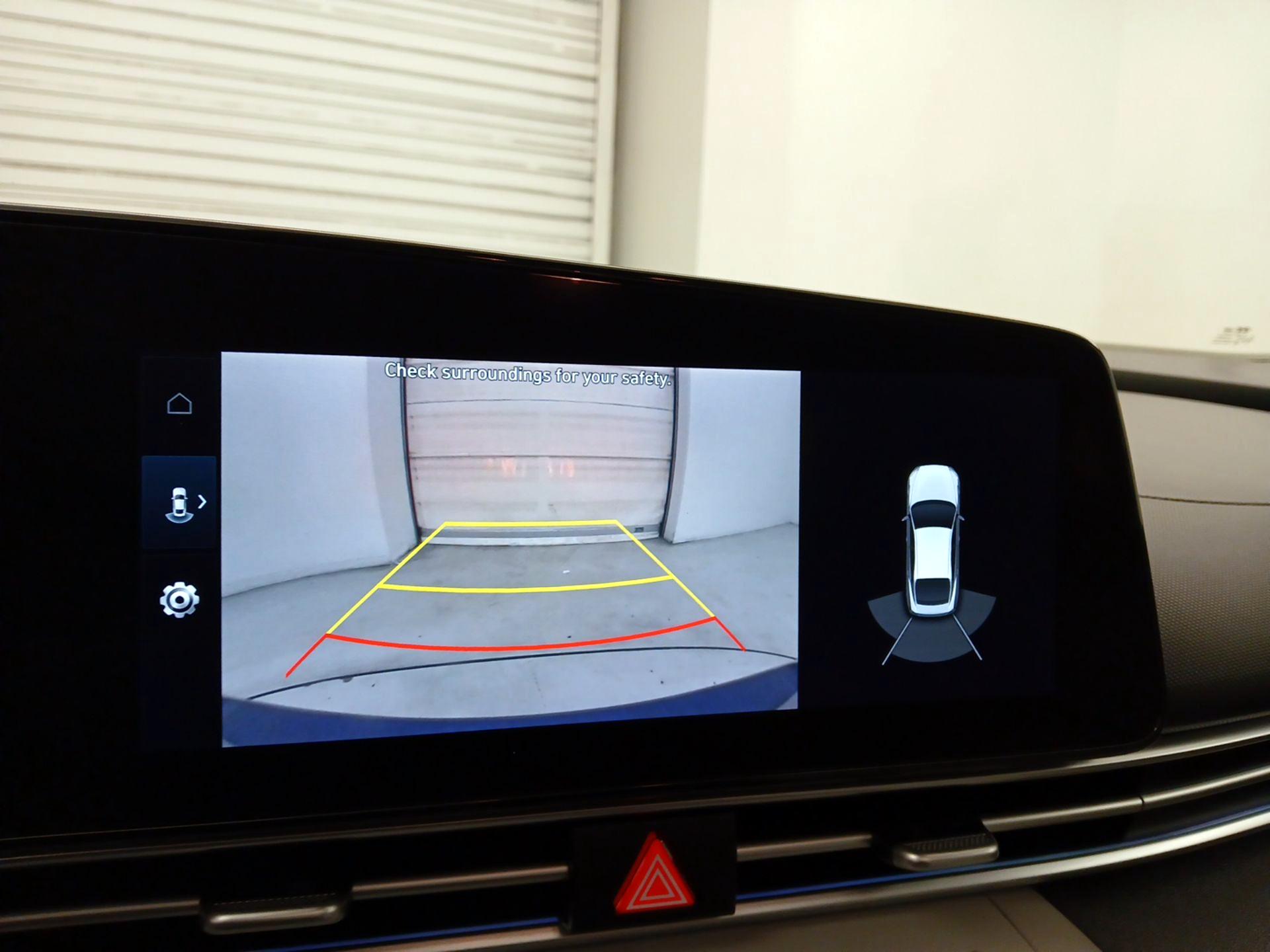 Thumbnail: 2022 Hyundai Elantra - 15