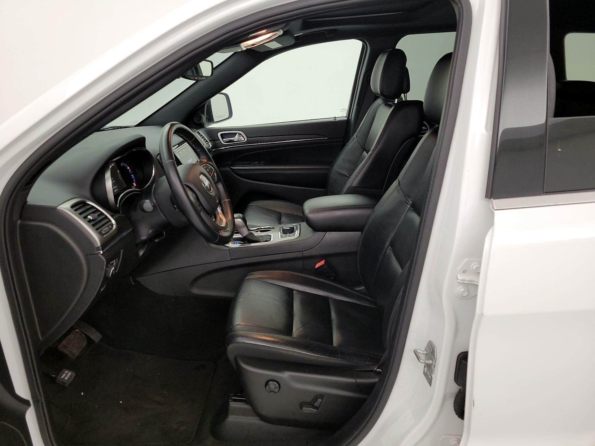 Thumbnail: 2022 Jeep Grand Cherokee - 11