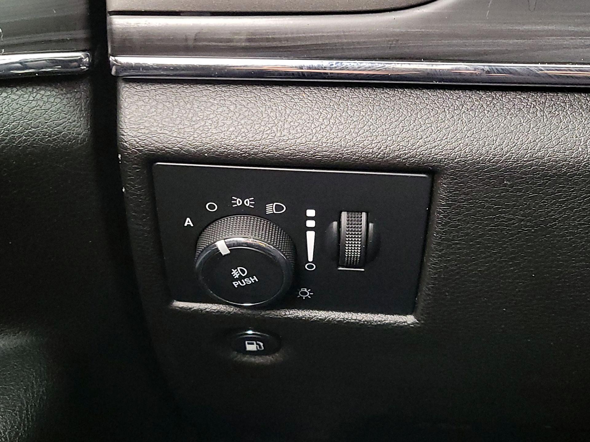 Thumbnail: 2022 Jeep Grand Cherokee - 13