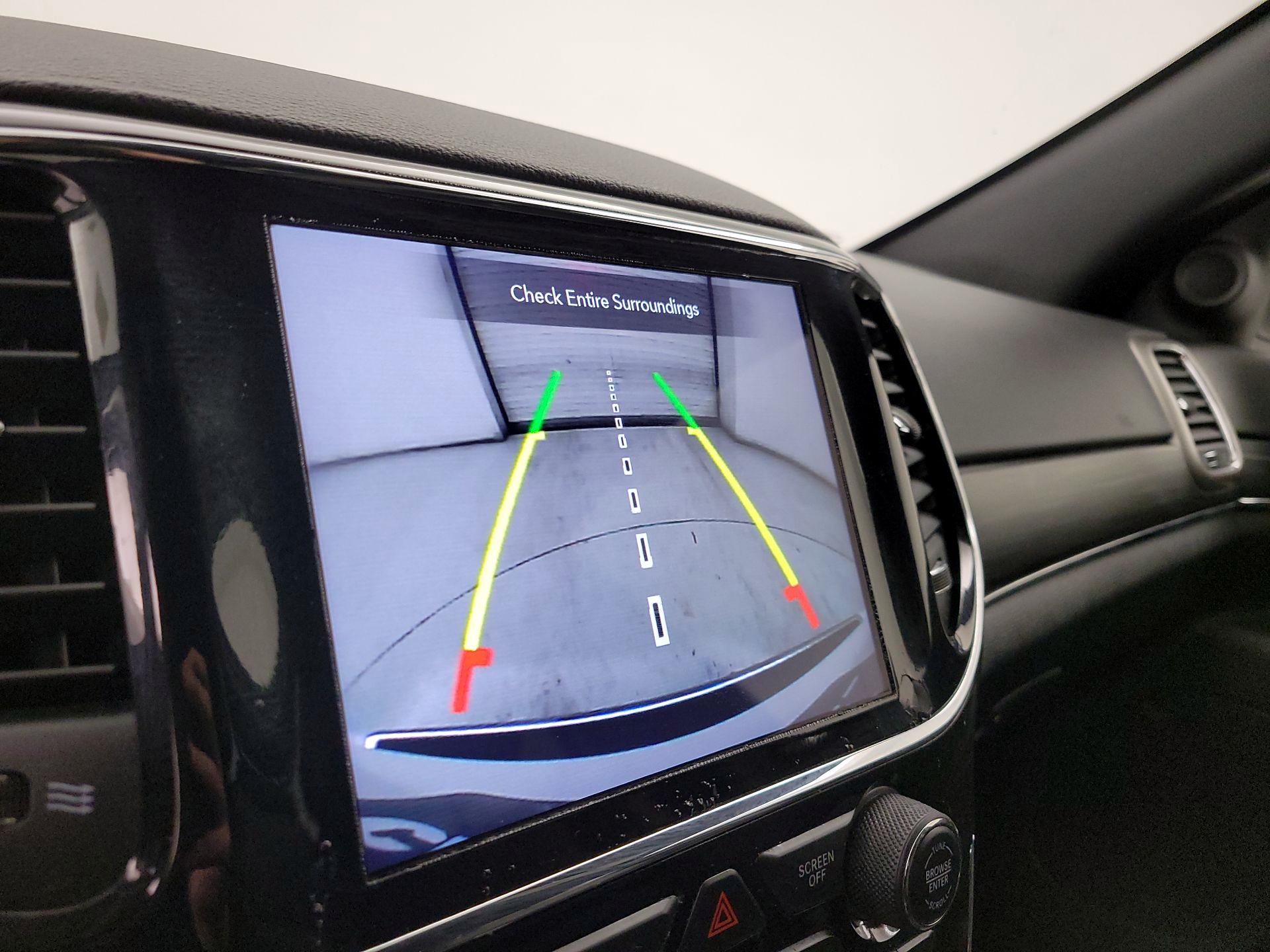 Thumbnail: 2022 Jeep Grand Cherokee - 15