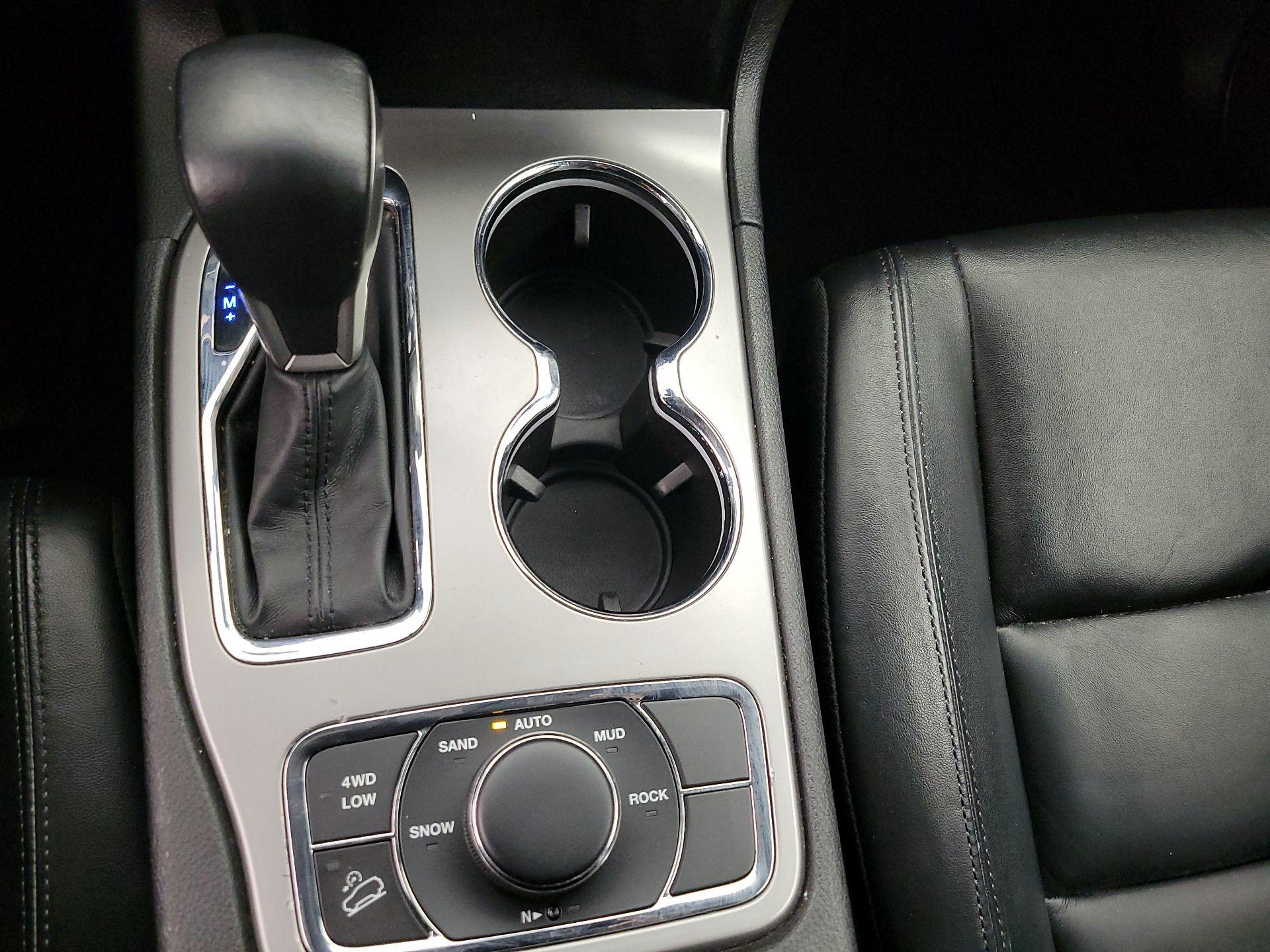 Thumbnail: 2022 Jeep Grand Cherokee - 18