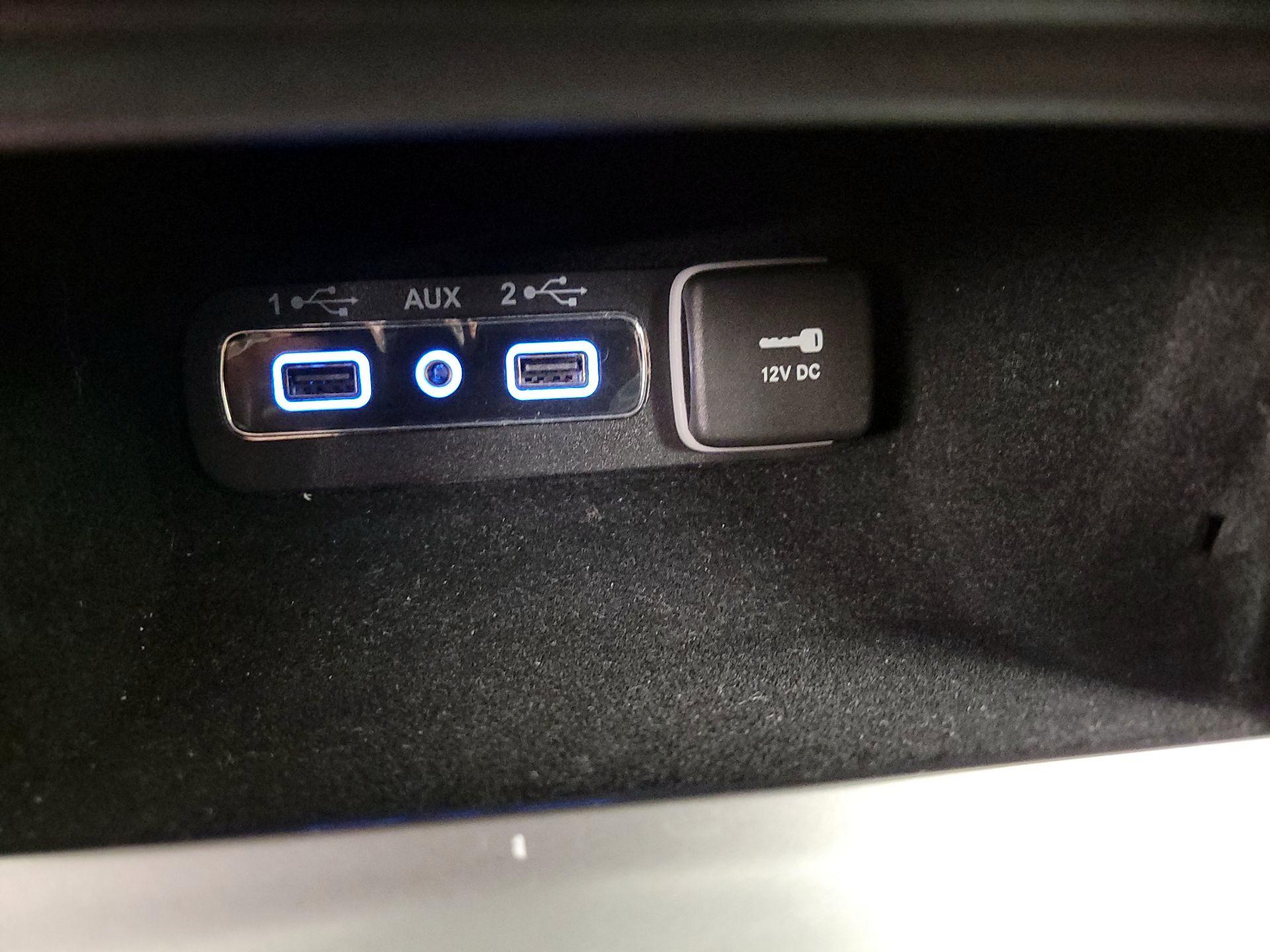 Thumbnail: 2022 Jeep Grand Cherokee - 19