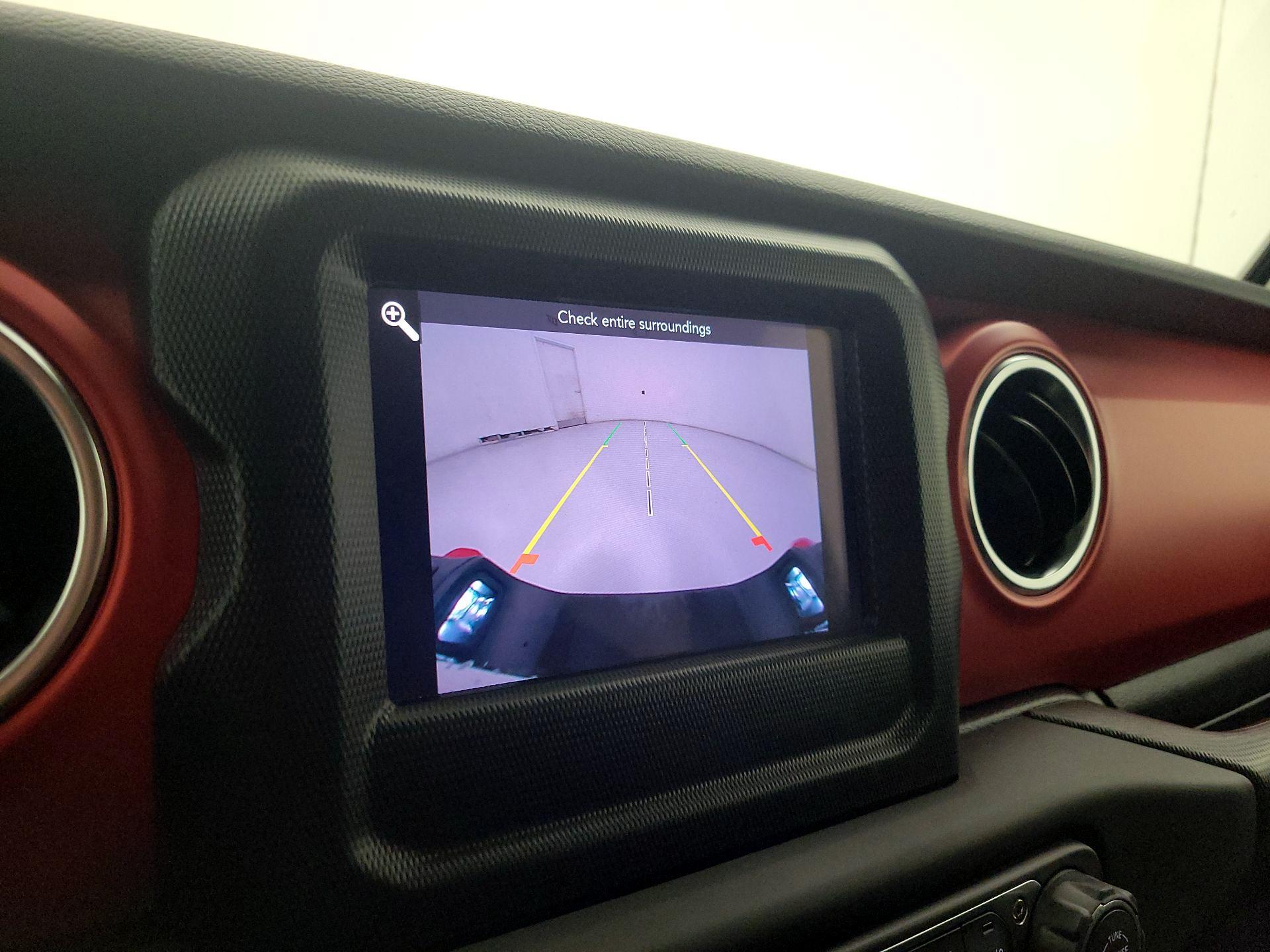 Thumbnail: 2021 Jeep Gladiator - 14