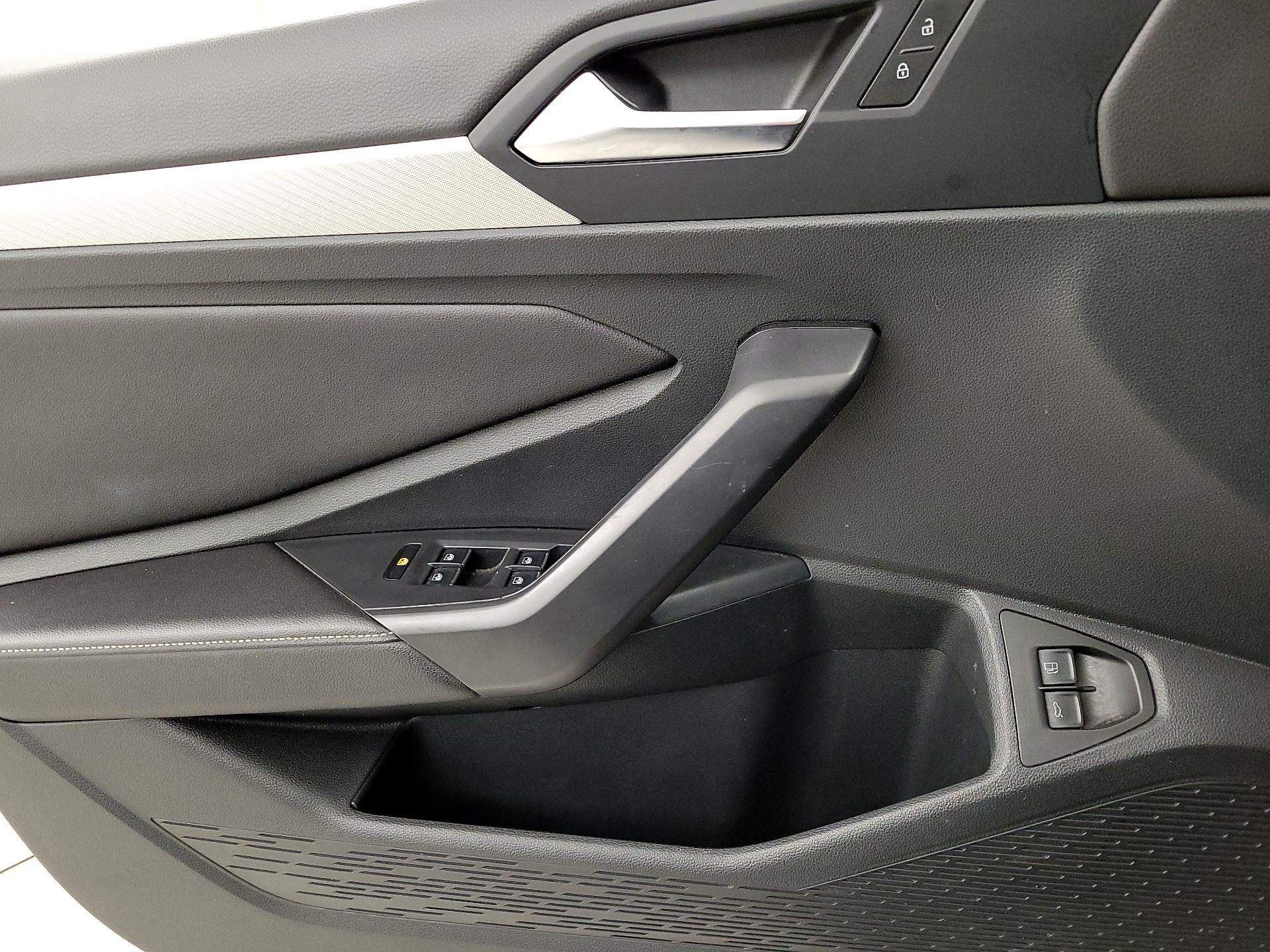 Thumbnail: 2024 Volkswagen Jetta - 12