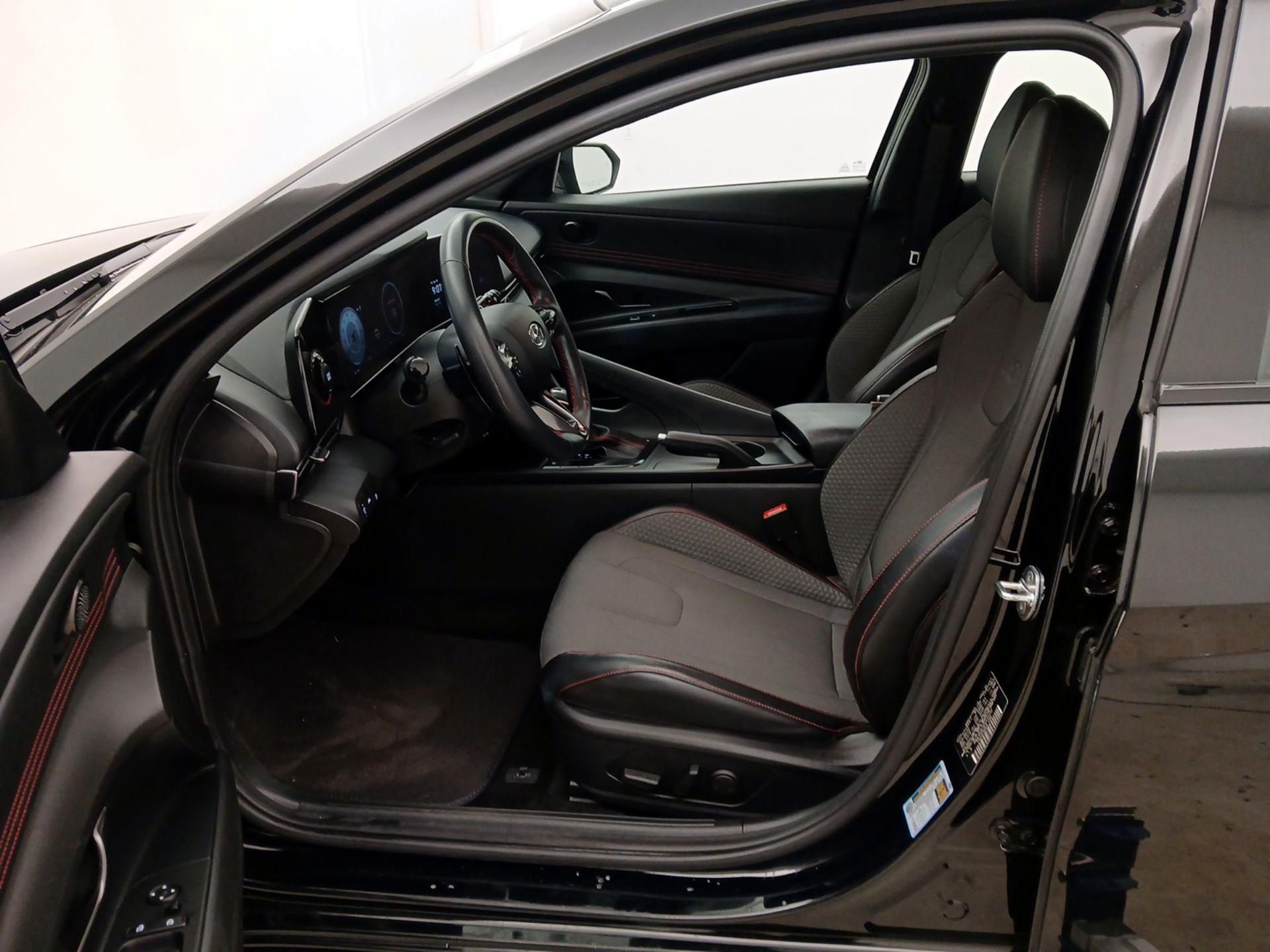 Thumbnail: 2023 Hyundai Elantra - 11