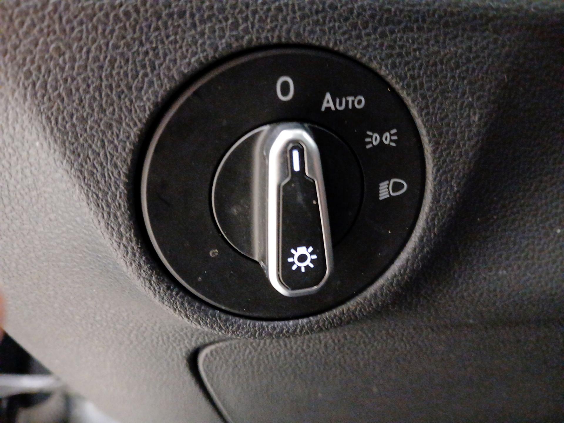 Thumbnail: 2024 Volkswagen Jetta - 13