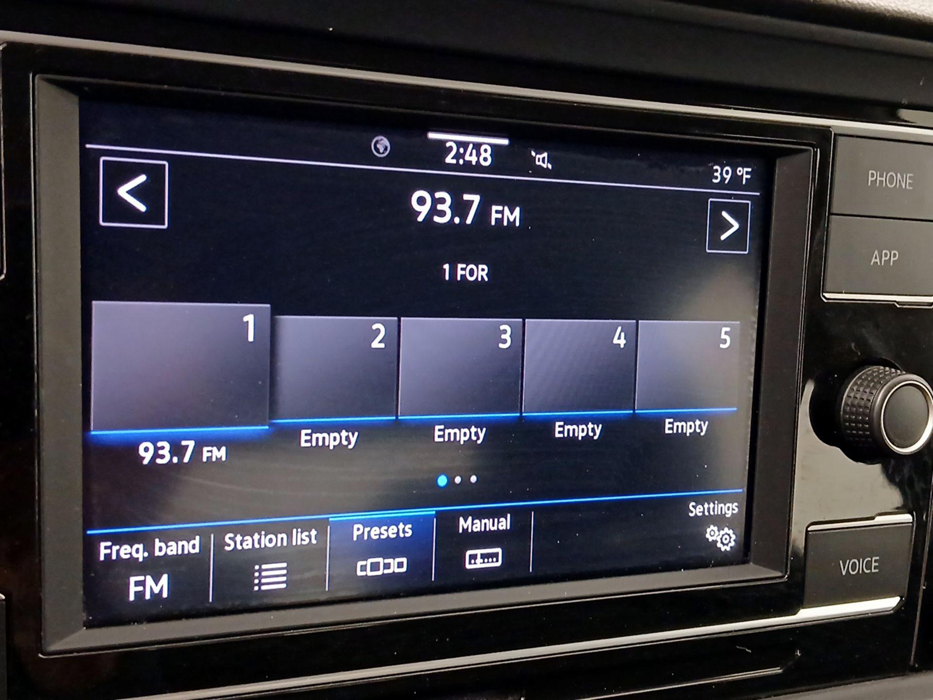 Thumbnail: 2024 Volkswagen Jetta - 15