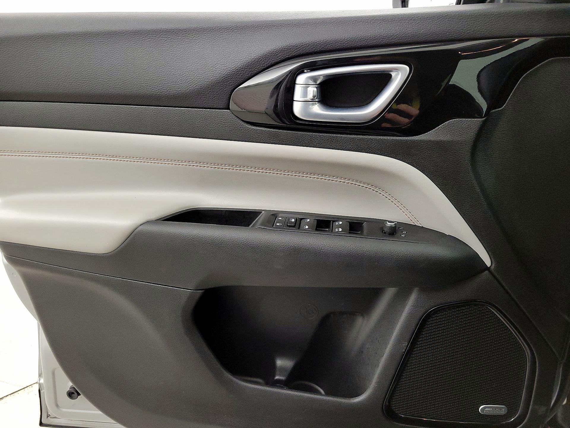 Thumbnail: 2022 Jeep Compass - 12