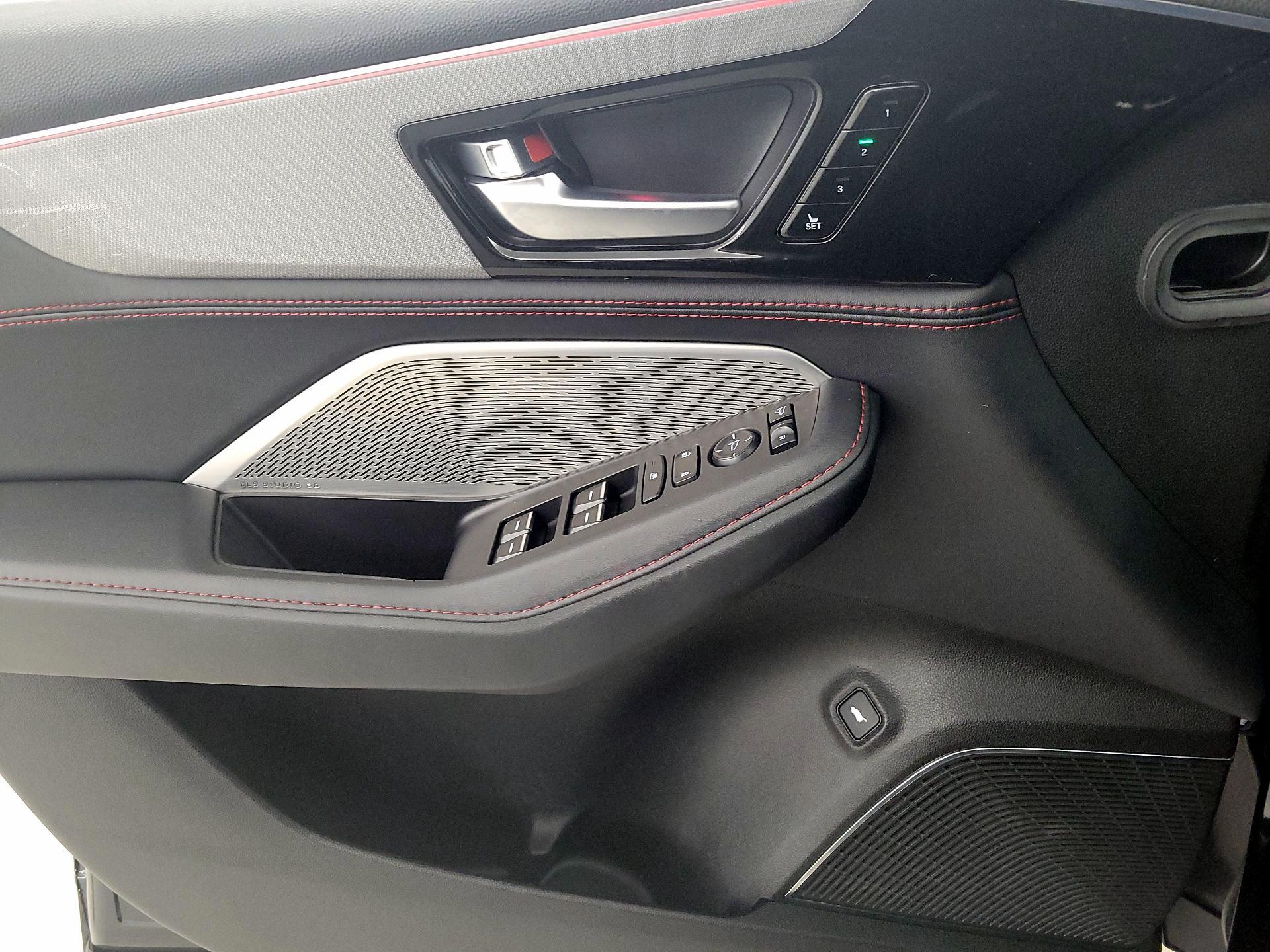 Thumbnail: 2022 Acura MDX - 12