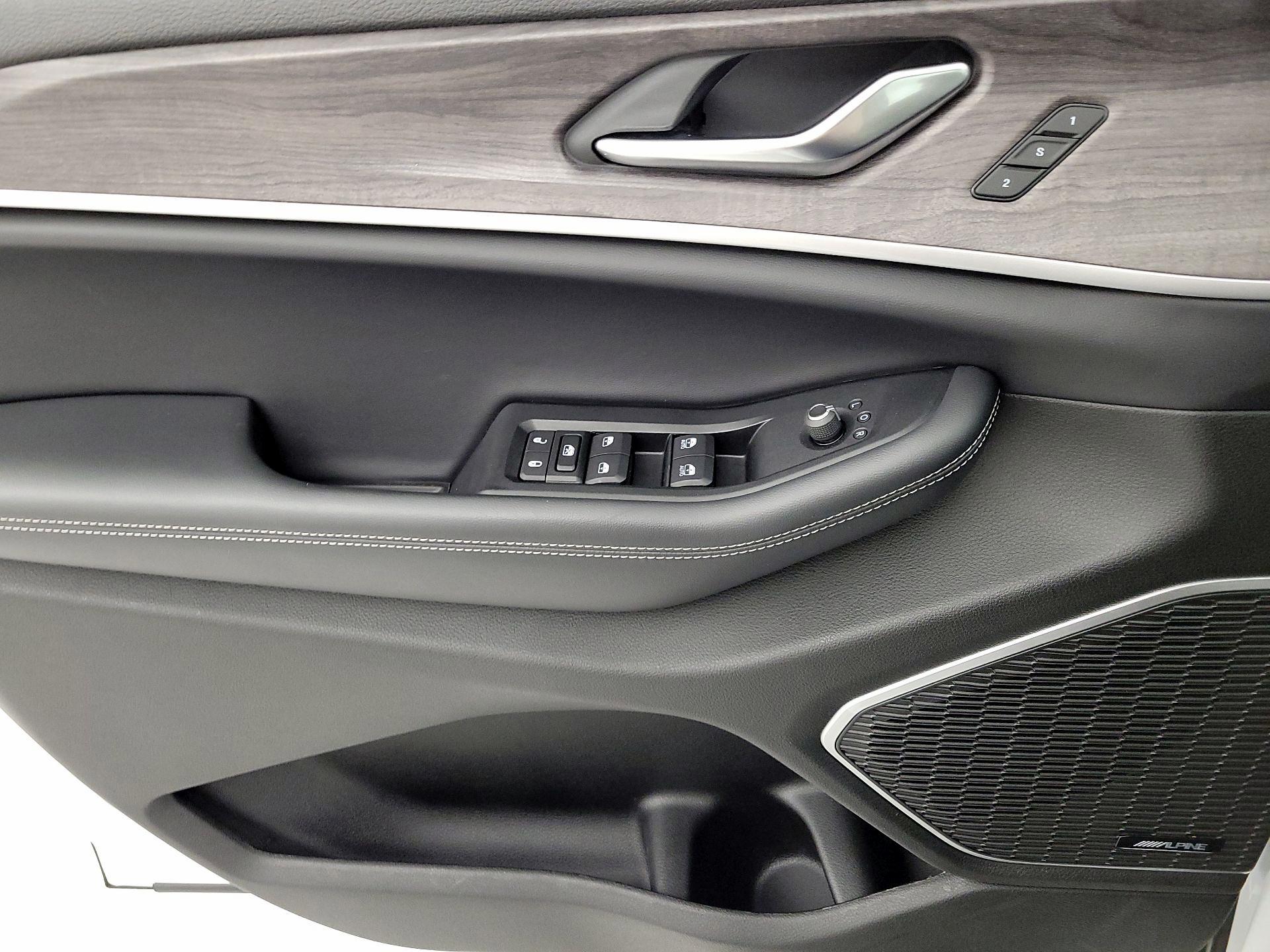 Thumbnail: 2022 Jeep Grand Cherokee - 12