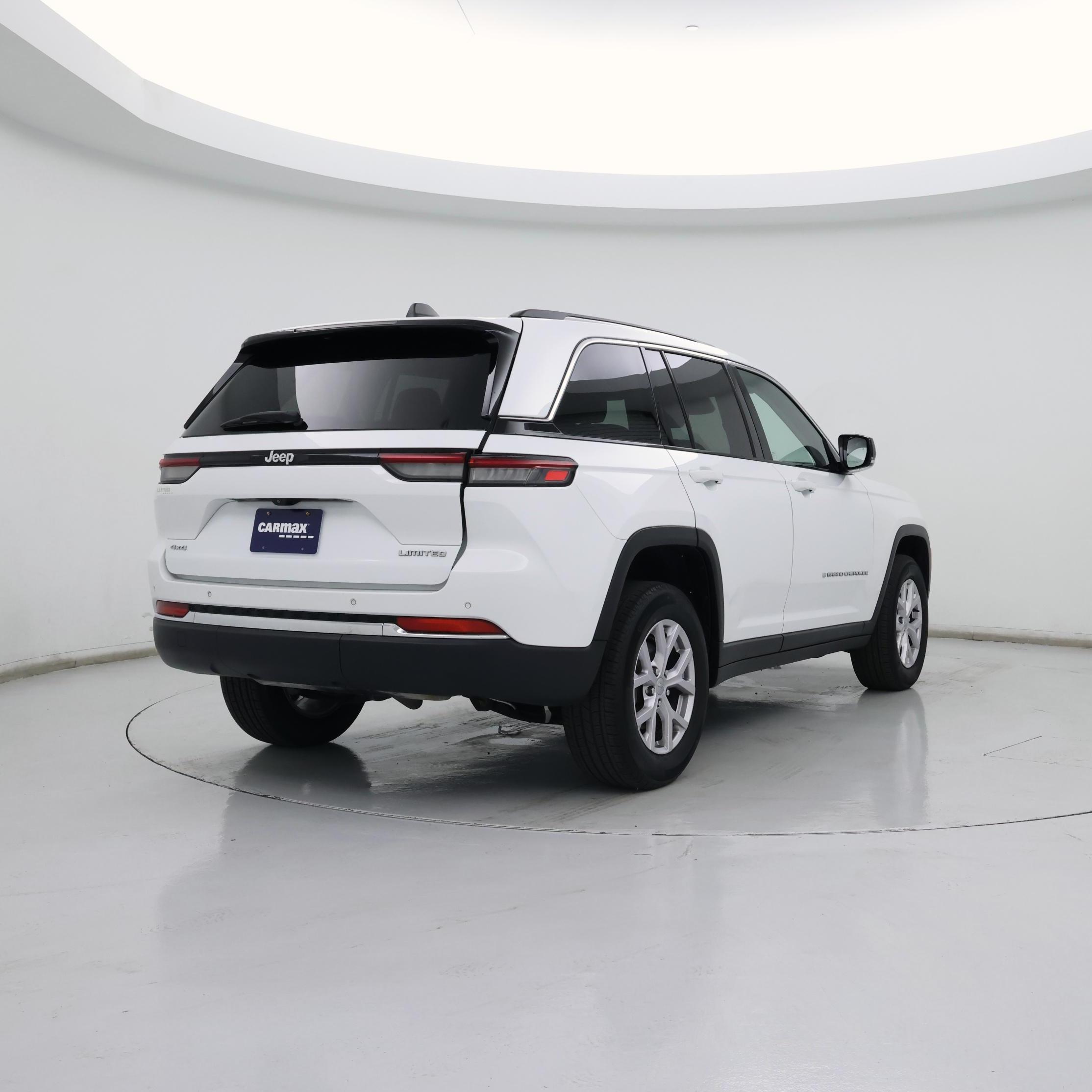 Thumbnail: 2022 Jeep Grand Cherokee - 8