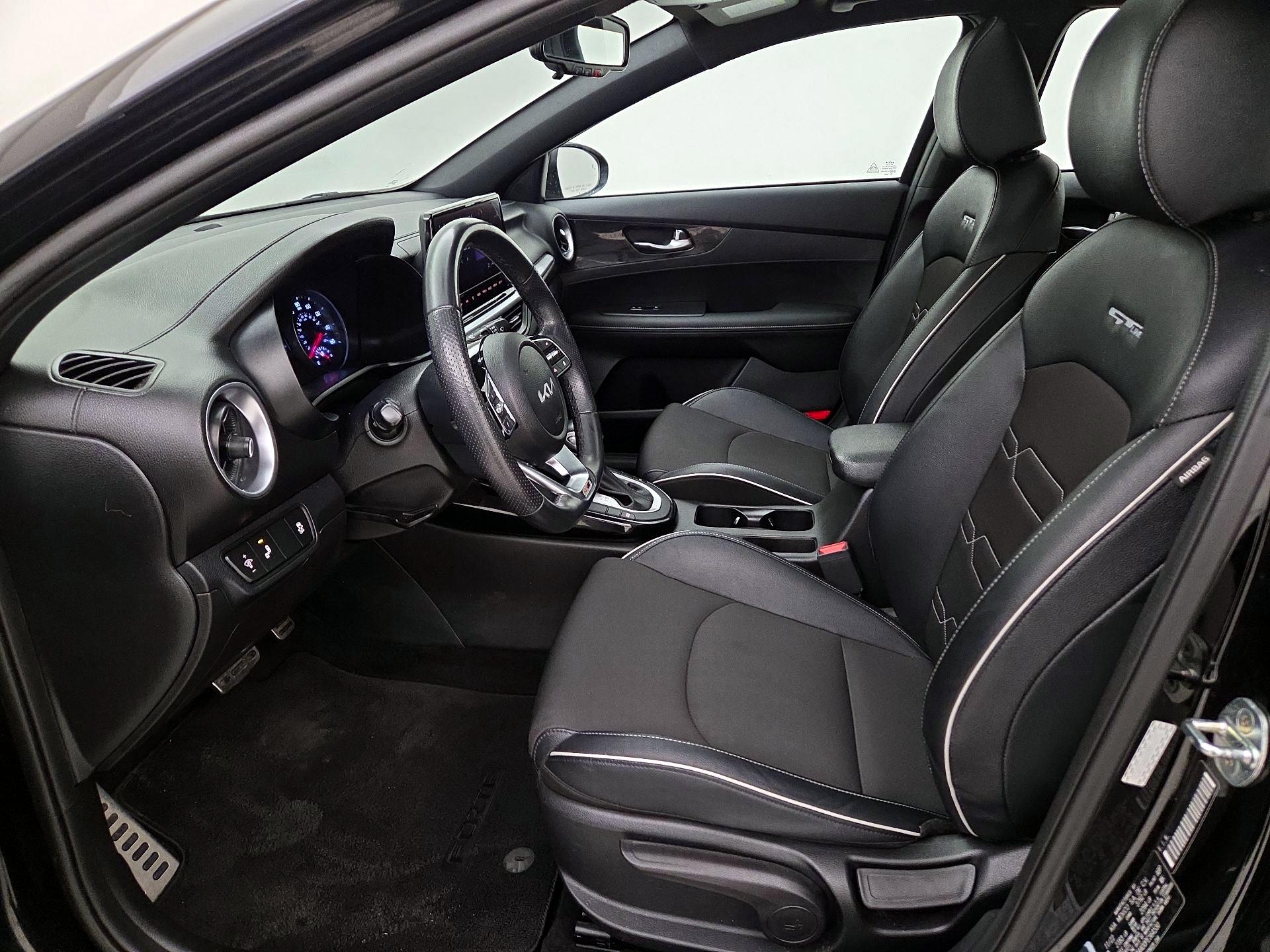 Thumbnail: 2023 Kia Forte - 11