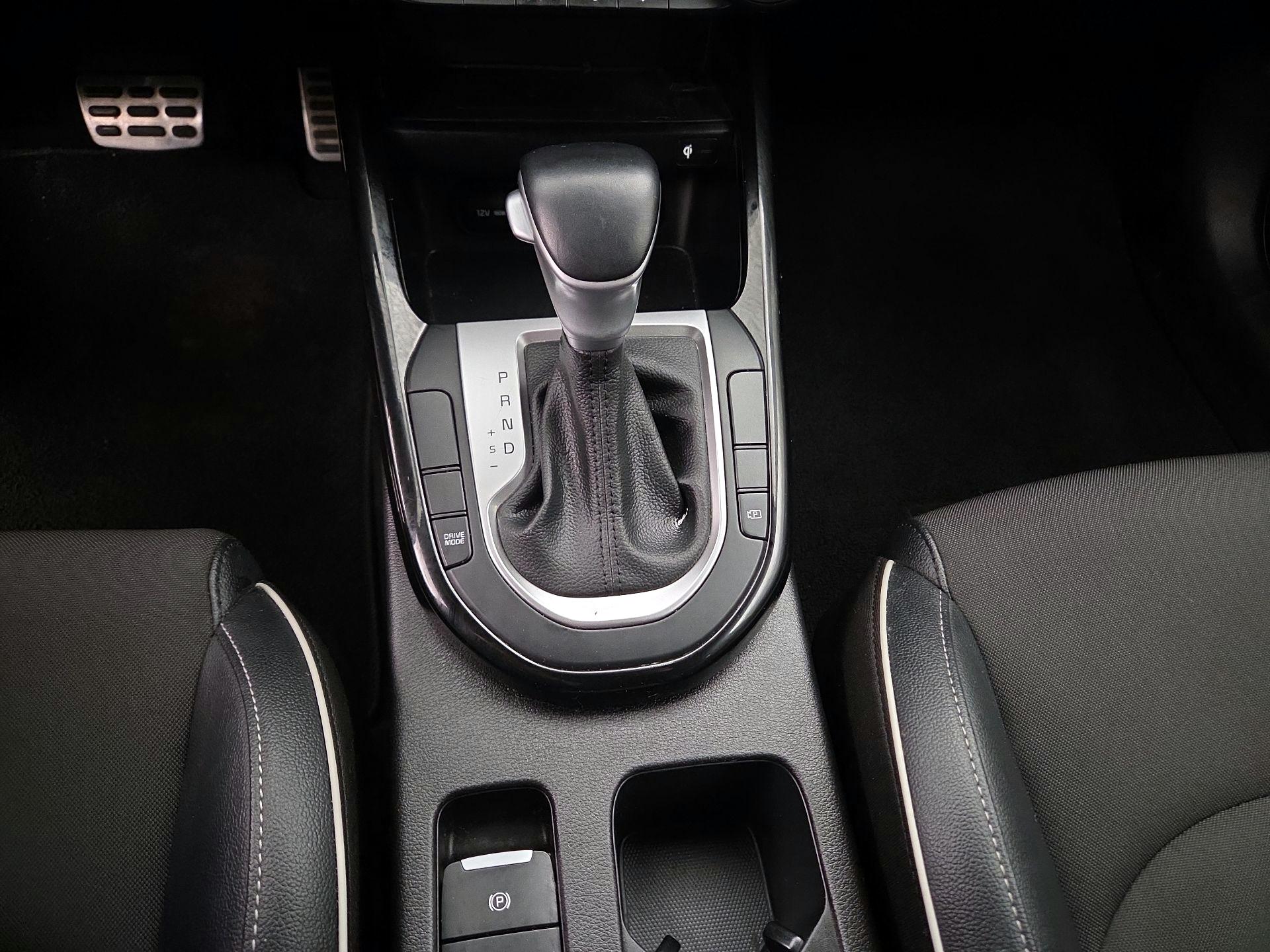 Thumbnail: 2023 Kia Forte - 17