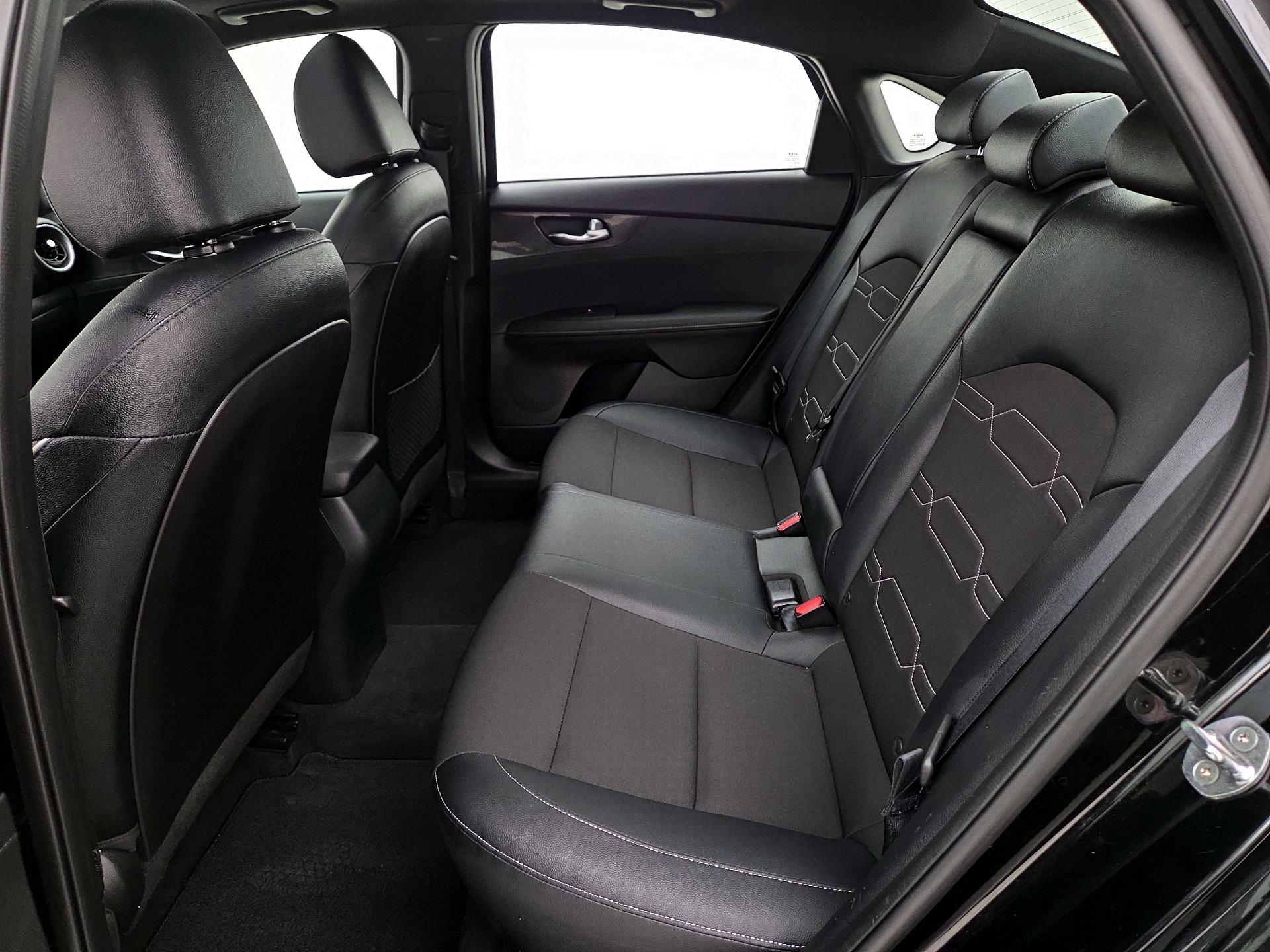 Thumbnail: 2023 Kia Forte - 20