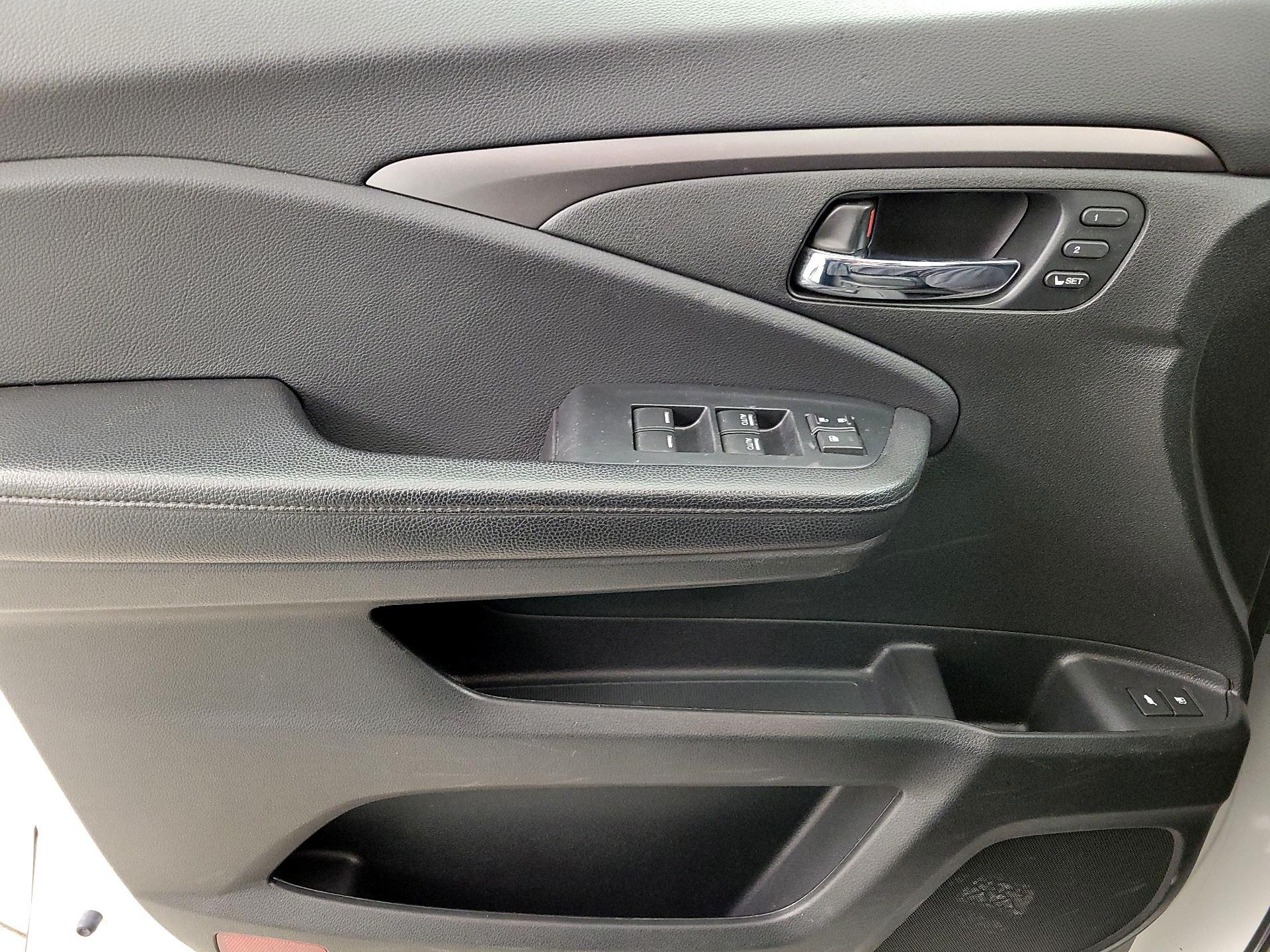 Thumbnail: 2022 Honda Pilot - 12