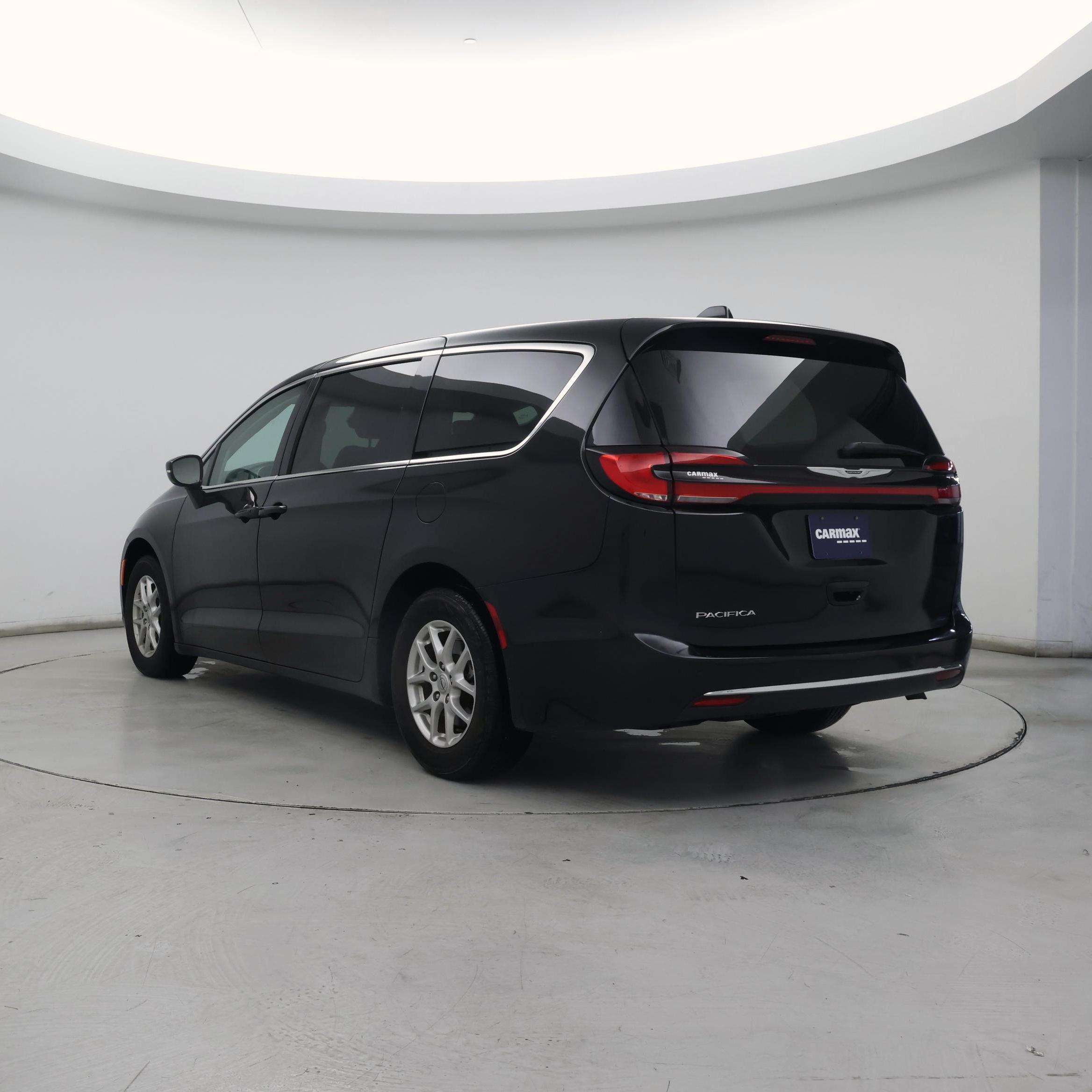 Thumbnail: 2024 Chrysler Pacifica - 2