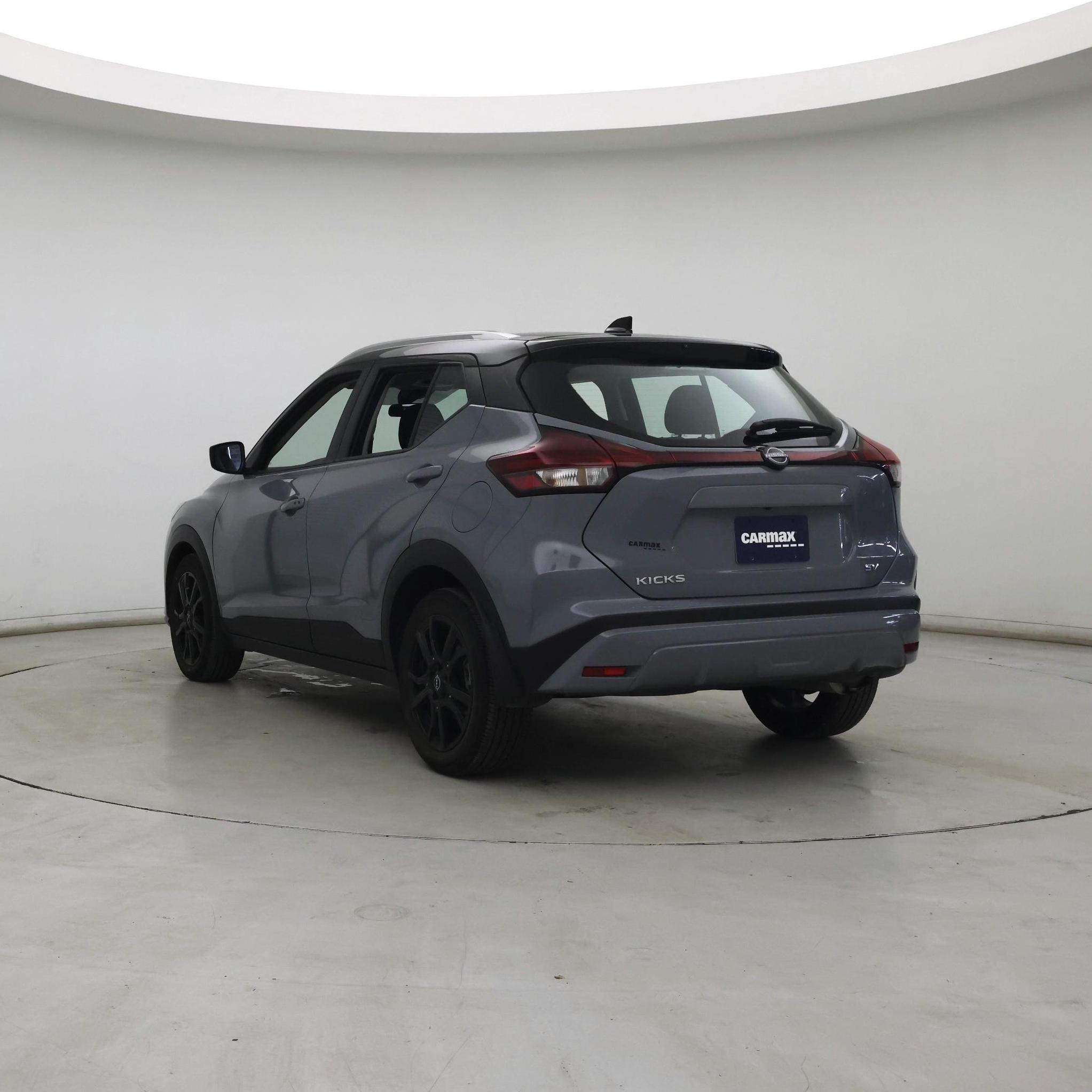 Thumbnail: 2023 Nissan Kicks - 2