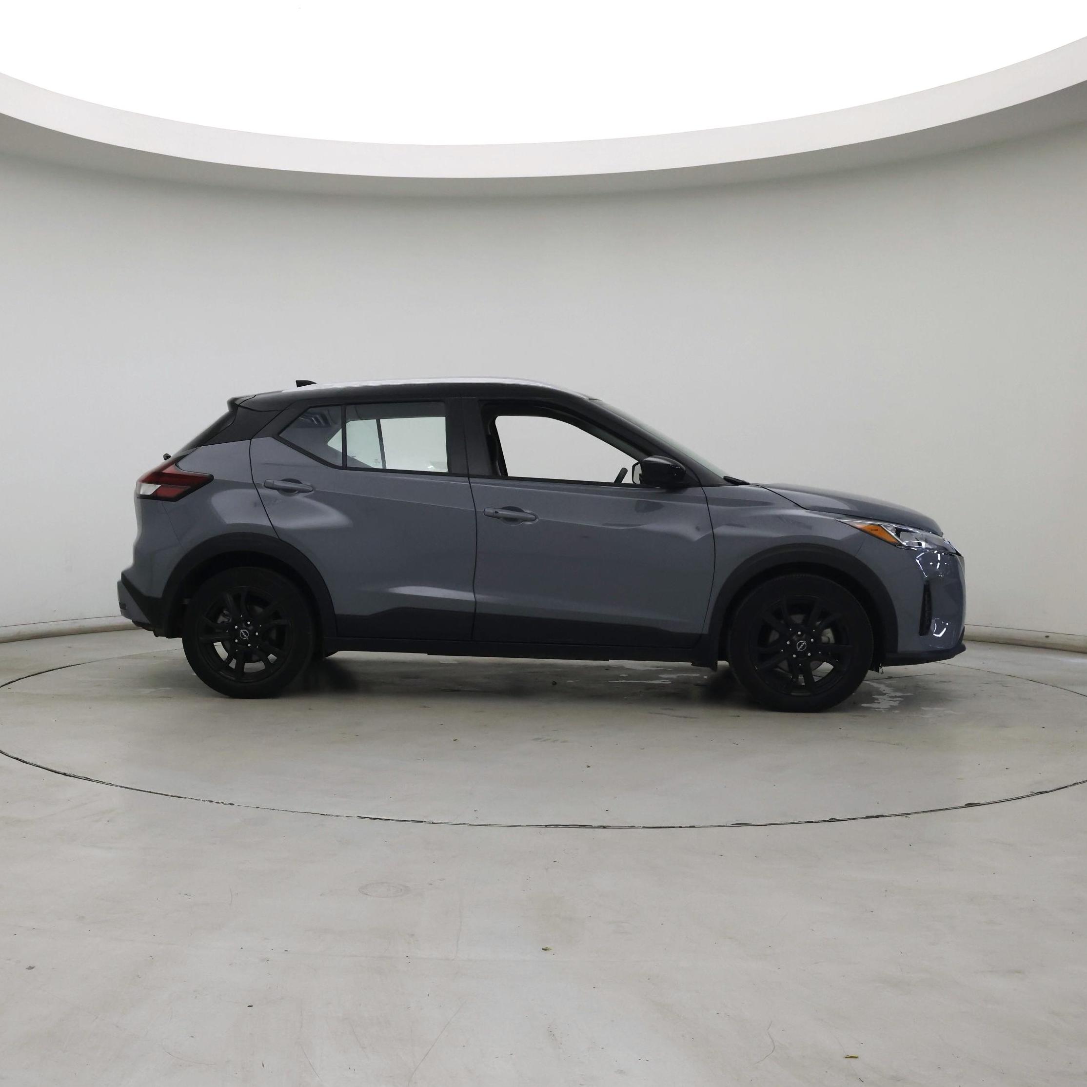 Thumbnail: 2023 Nissan Kicks - 7