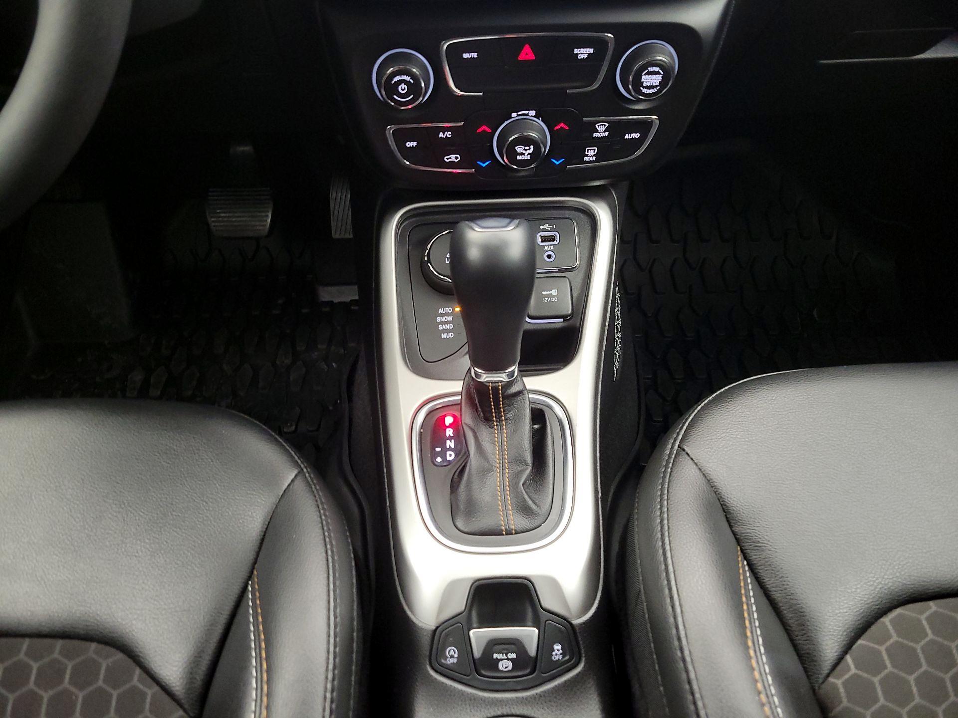 Thumbnail: 2021 Jeep Compass - 16