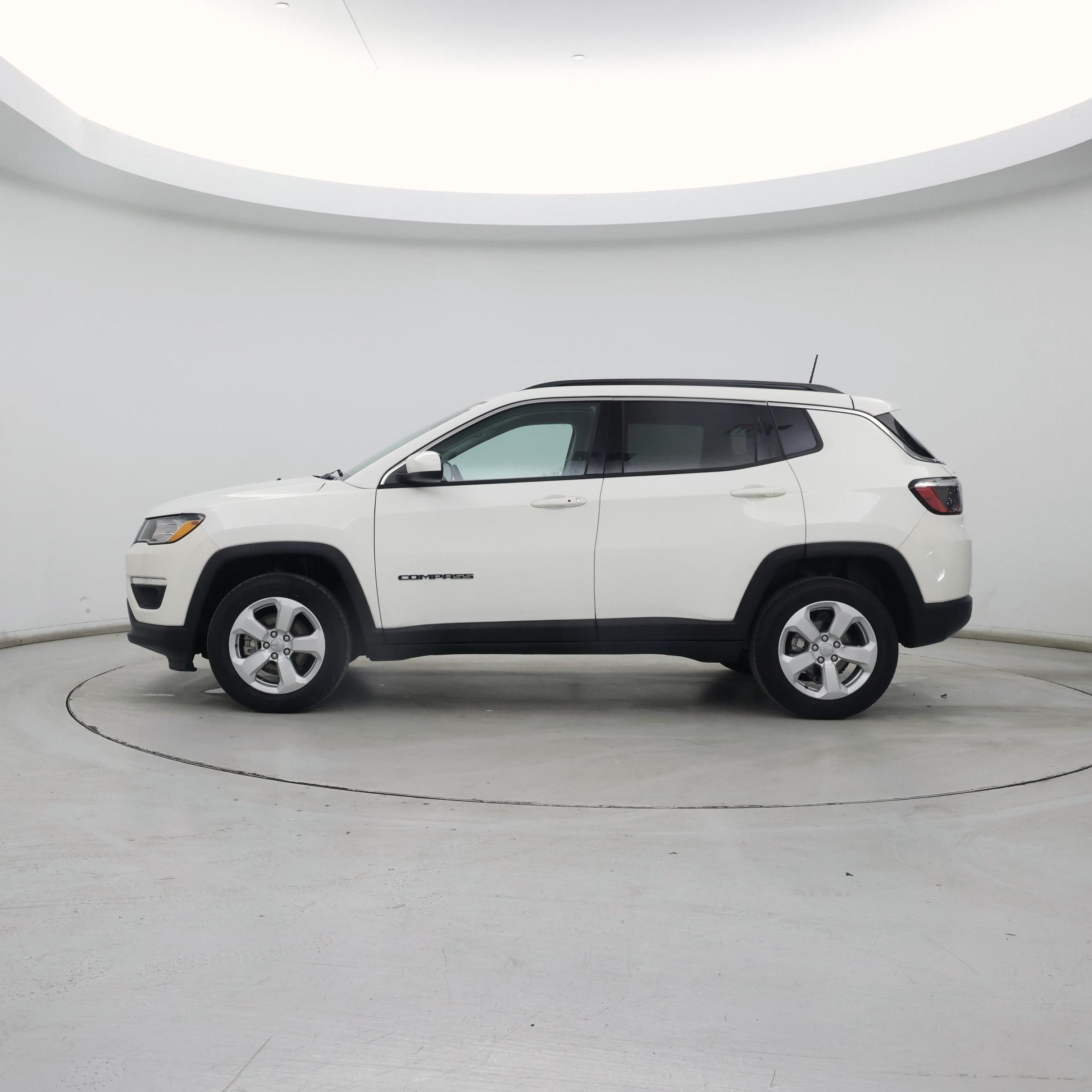 Thumbnail: 2021 Jeep Compass - 3