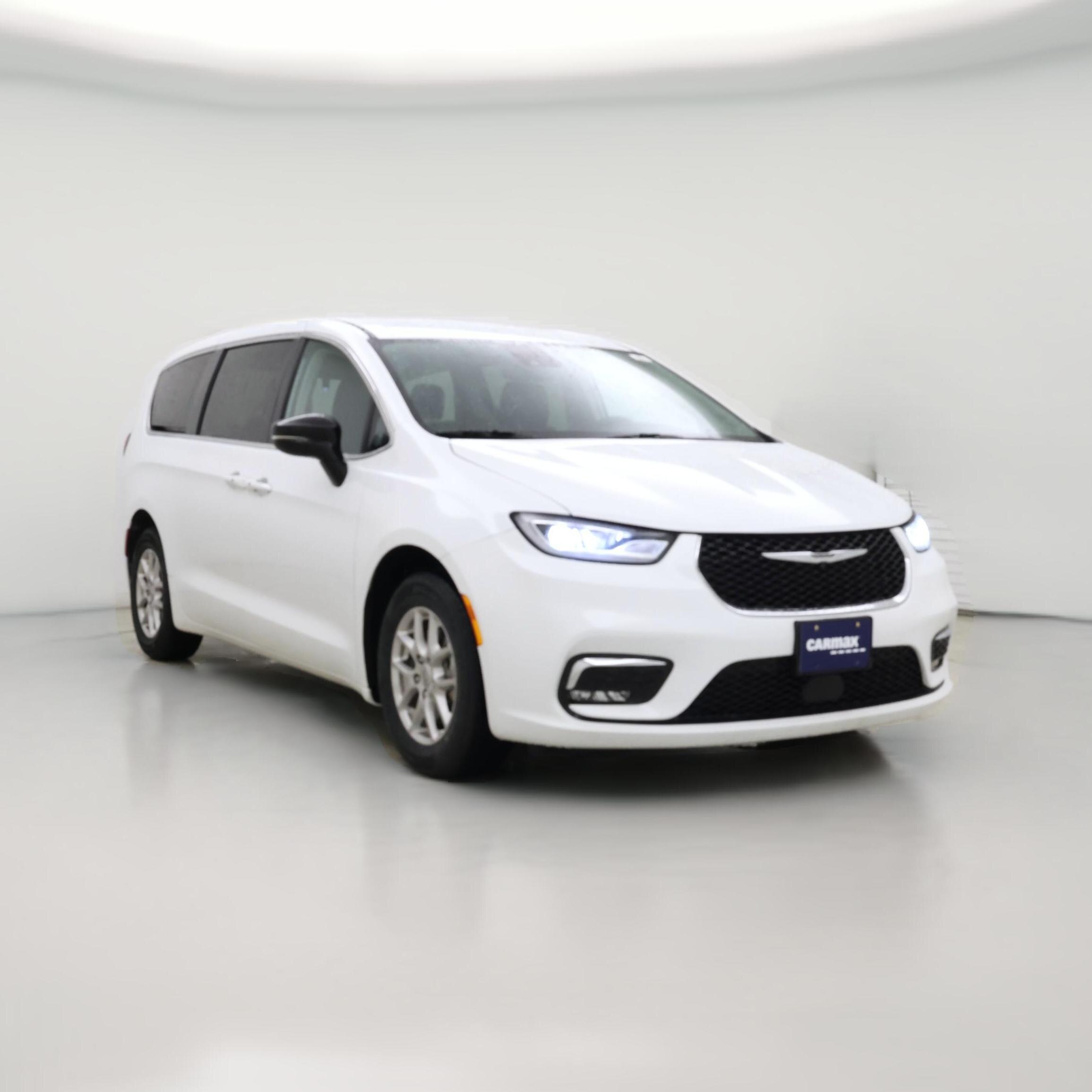 Thumbnail: 2024 Chrysler Pacifica - 1