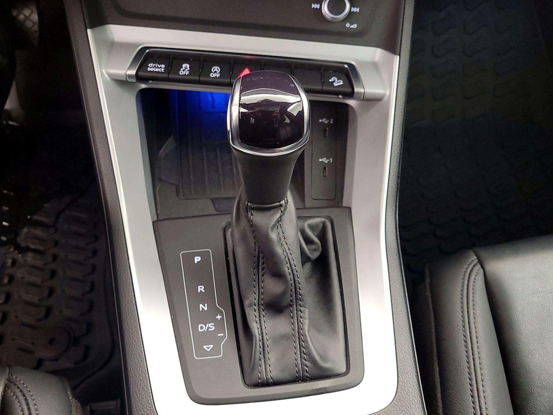 Thumbnail: 2022 Audi Q3 - 17