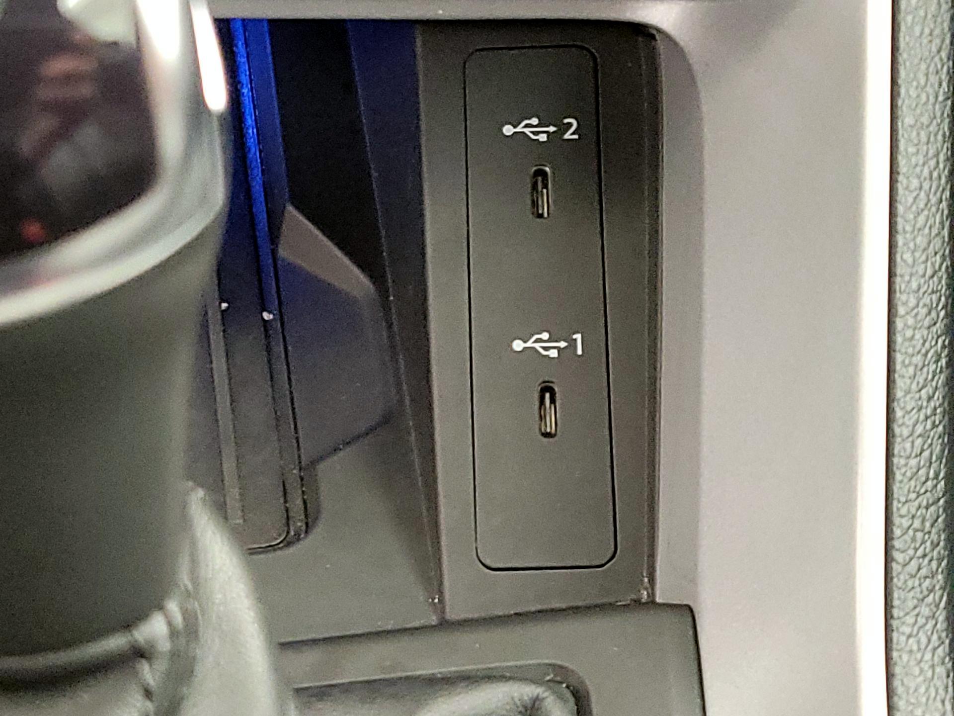 Thumbnail: 2022 Audi Q3 - 18